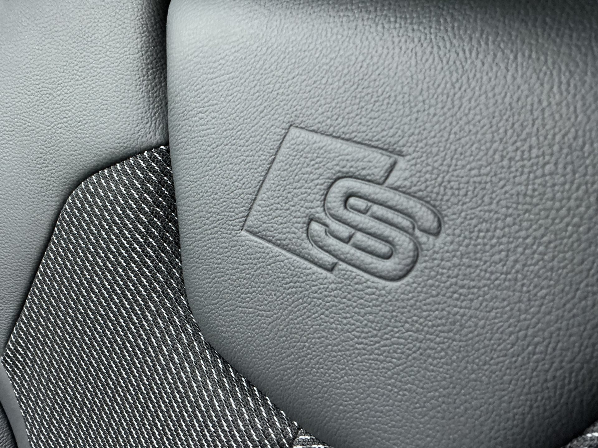 listing desktop thumbnail image 20