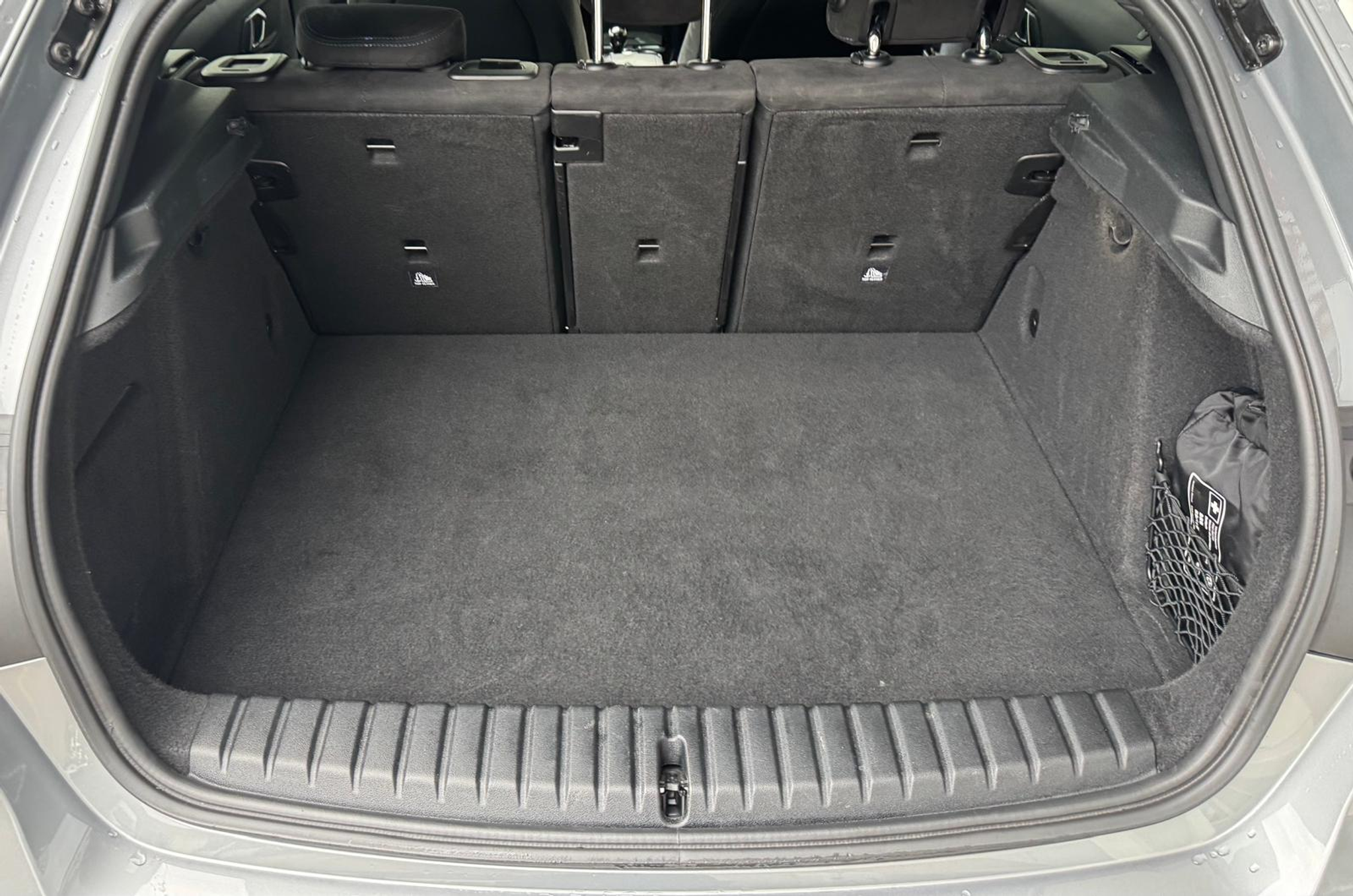 listing desktop thumbnail image 11