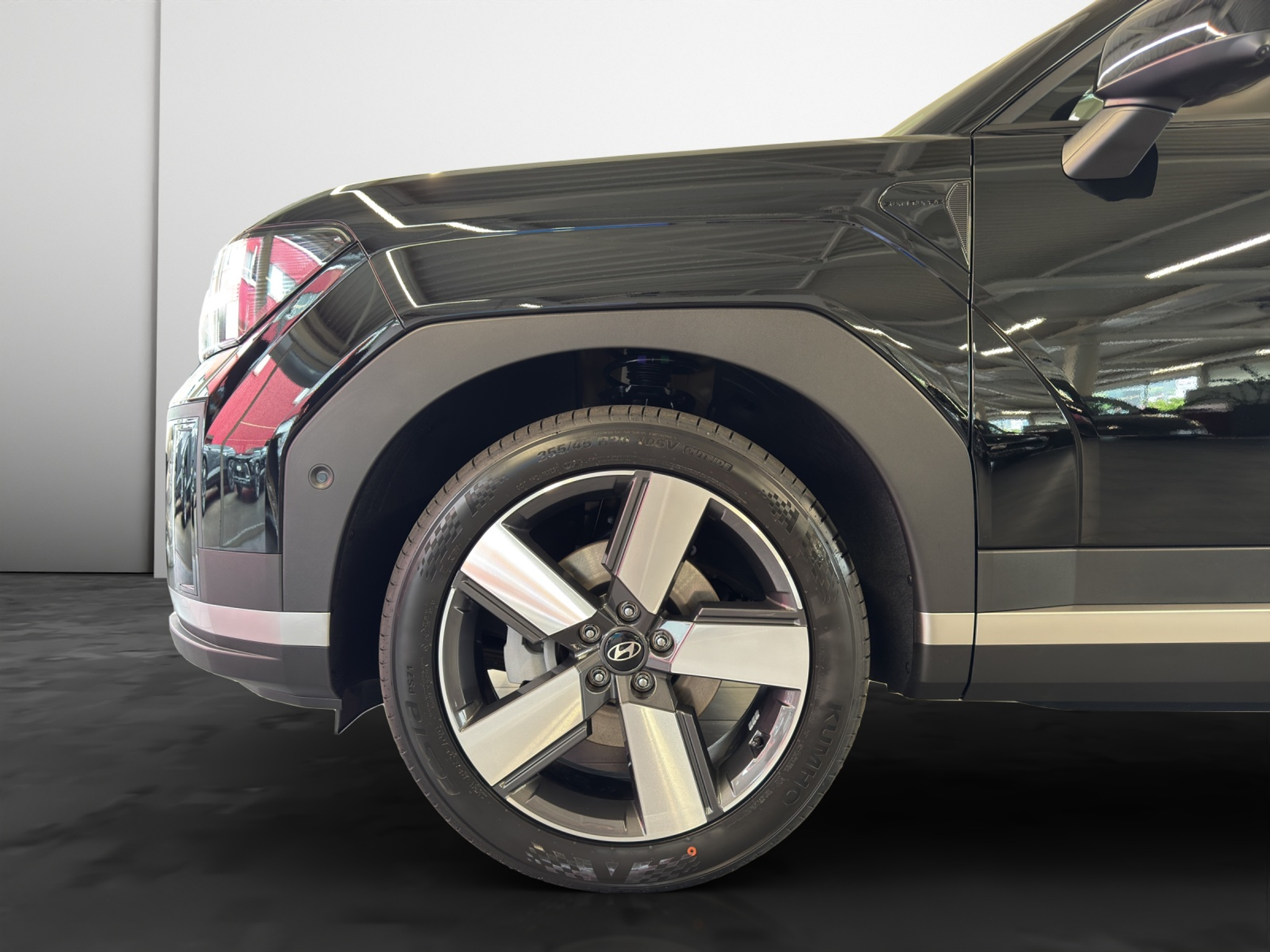 listing desktop thumbnail image 15