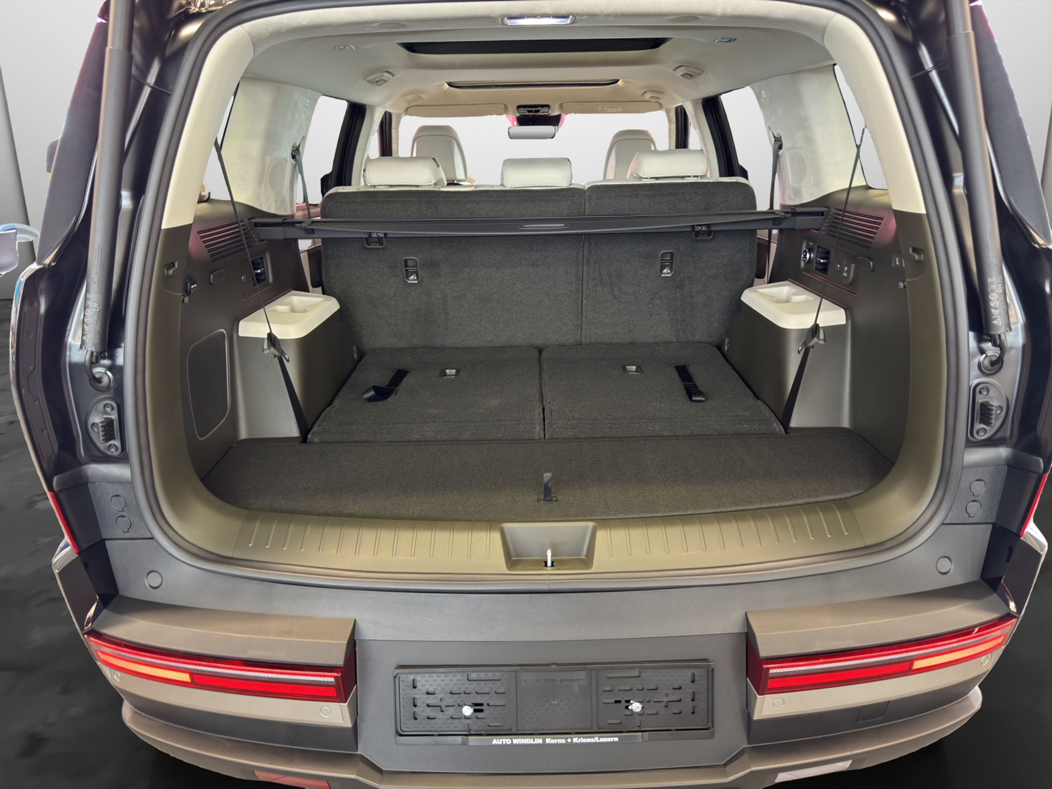 listing desktop thumbnail image 14