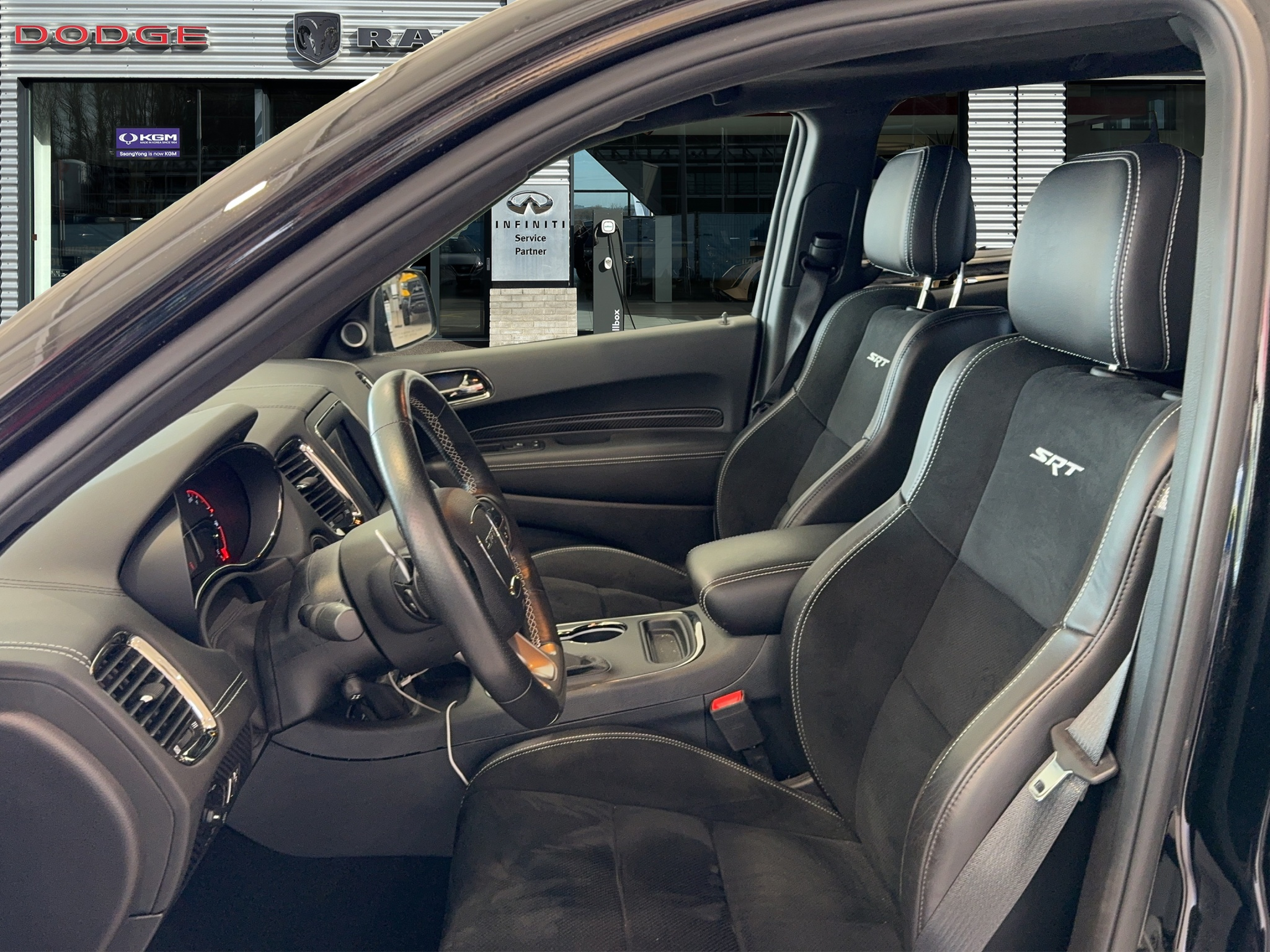 listing desktop thumbnail image 8