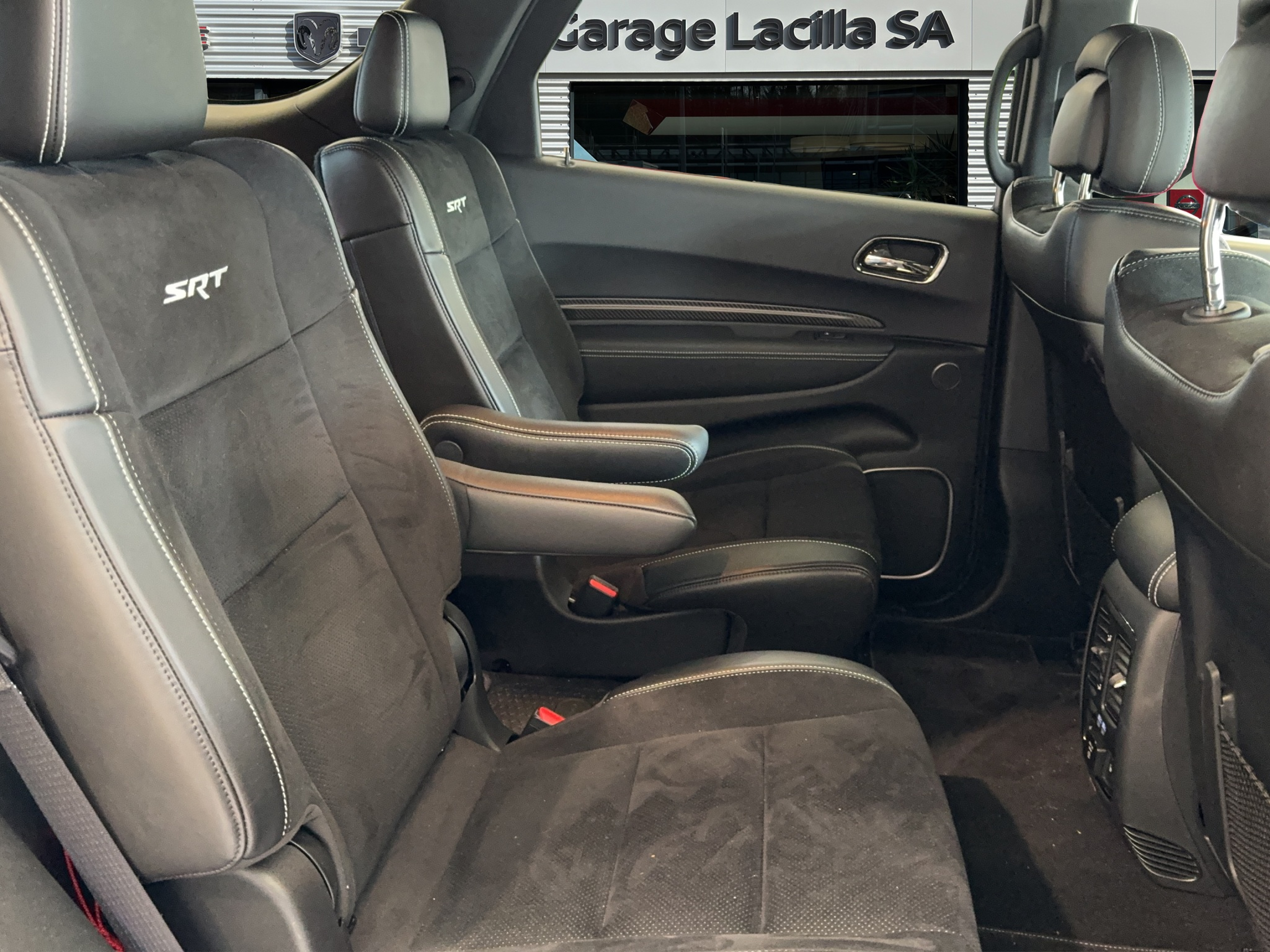 listing desktop thumbnail image 15