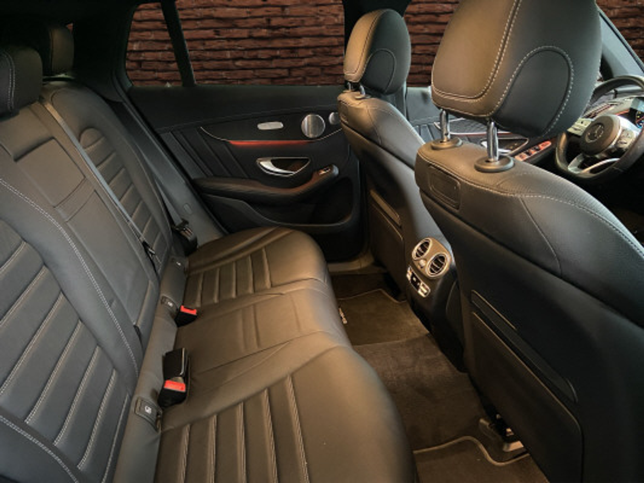 listing desktop thumbnail image 13