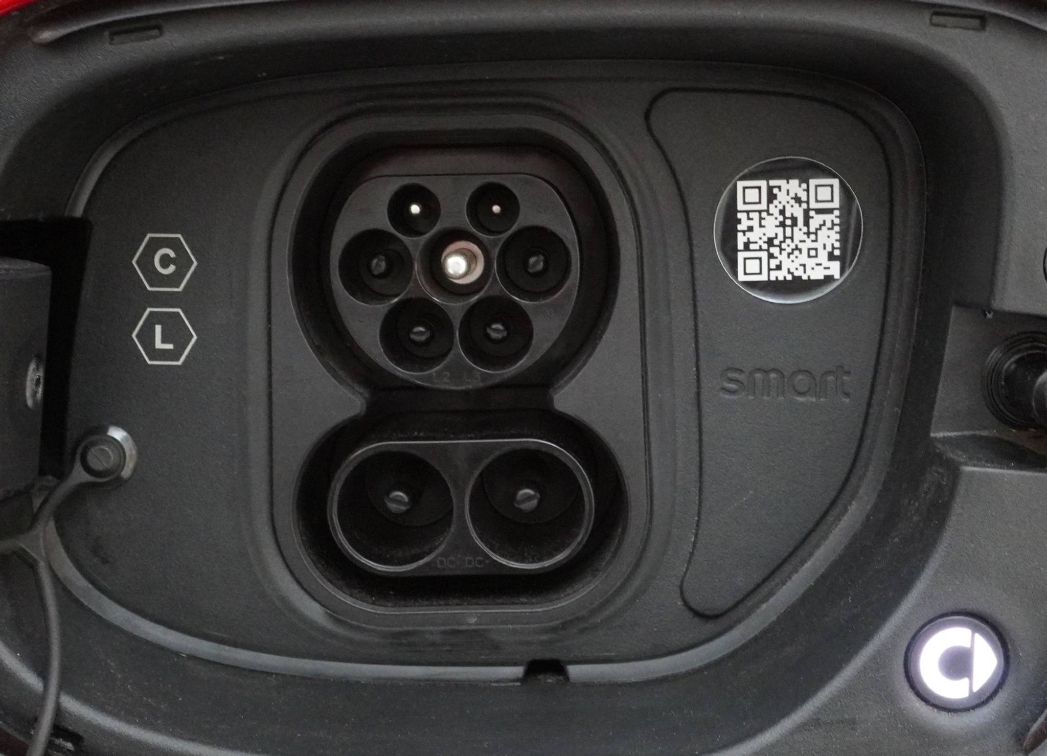 listing desktop thumbnail image 24