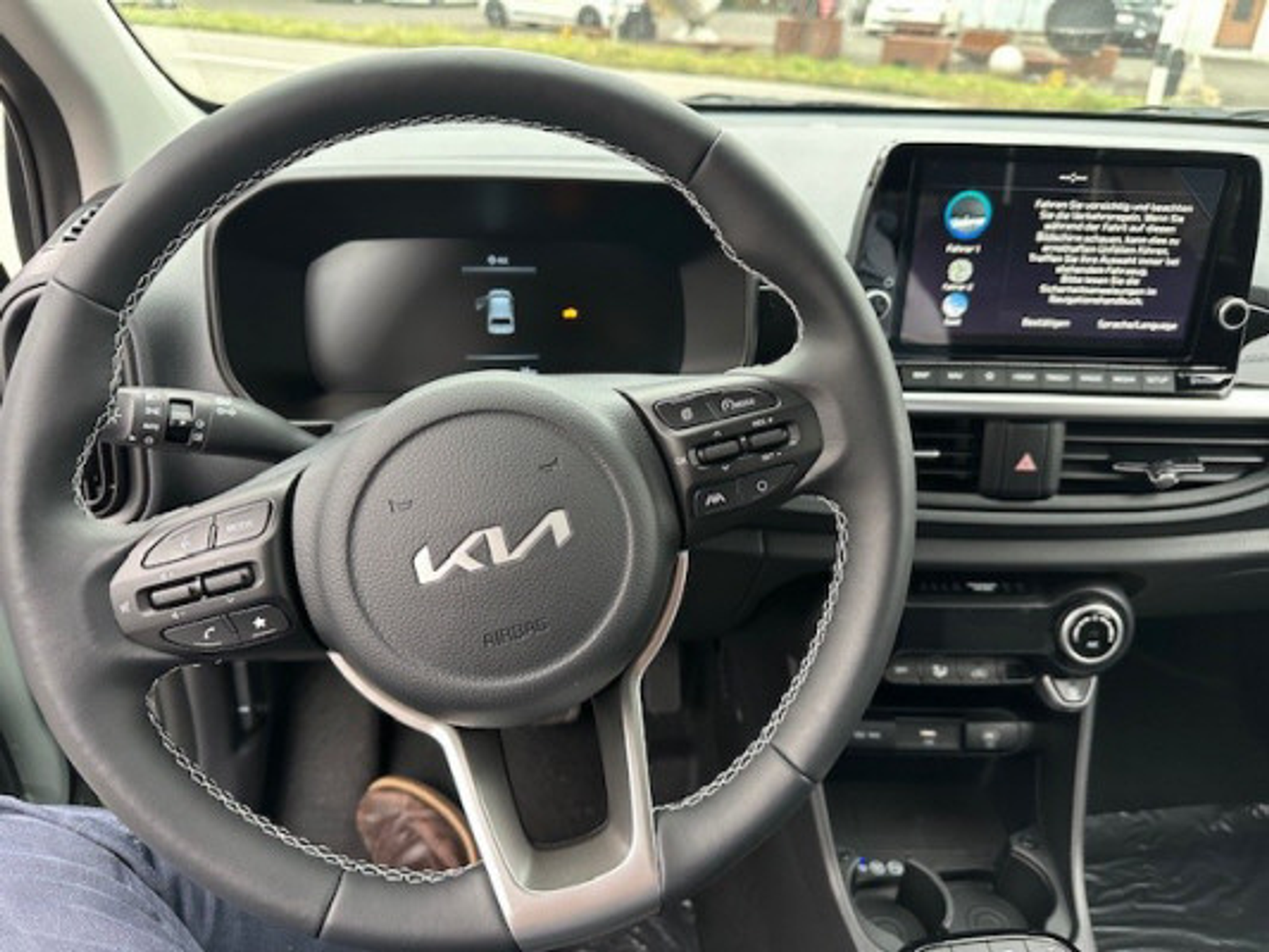 listing desktop thumbnail image 5