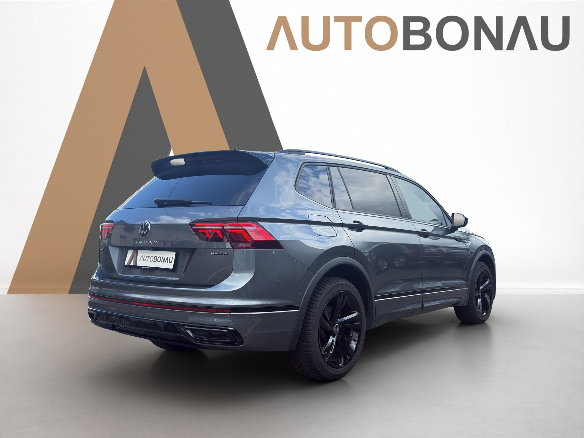 listing desktop thumbnail image 4