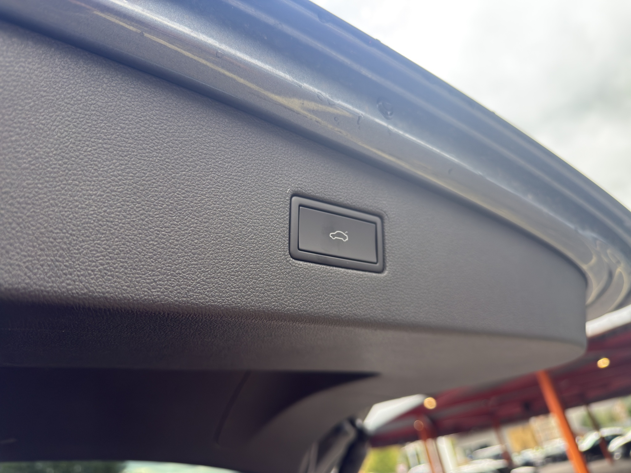 listing desktop thumbnail image 20