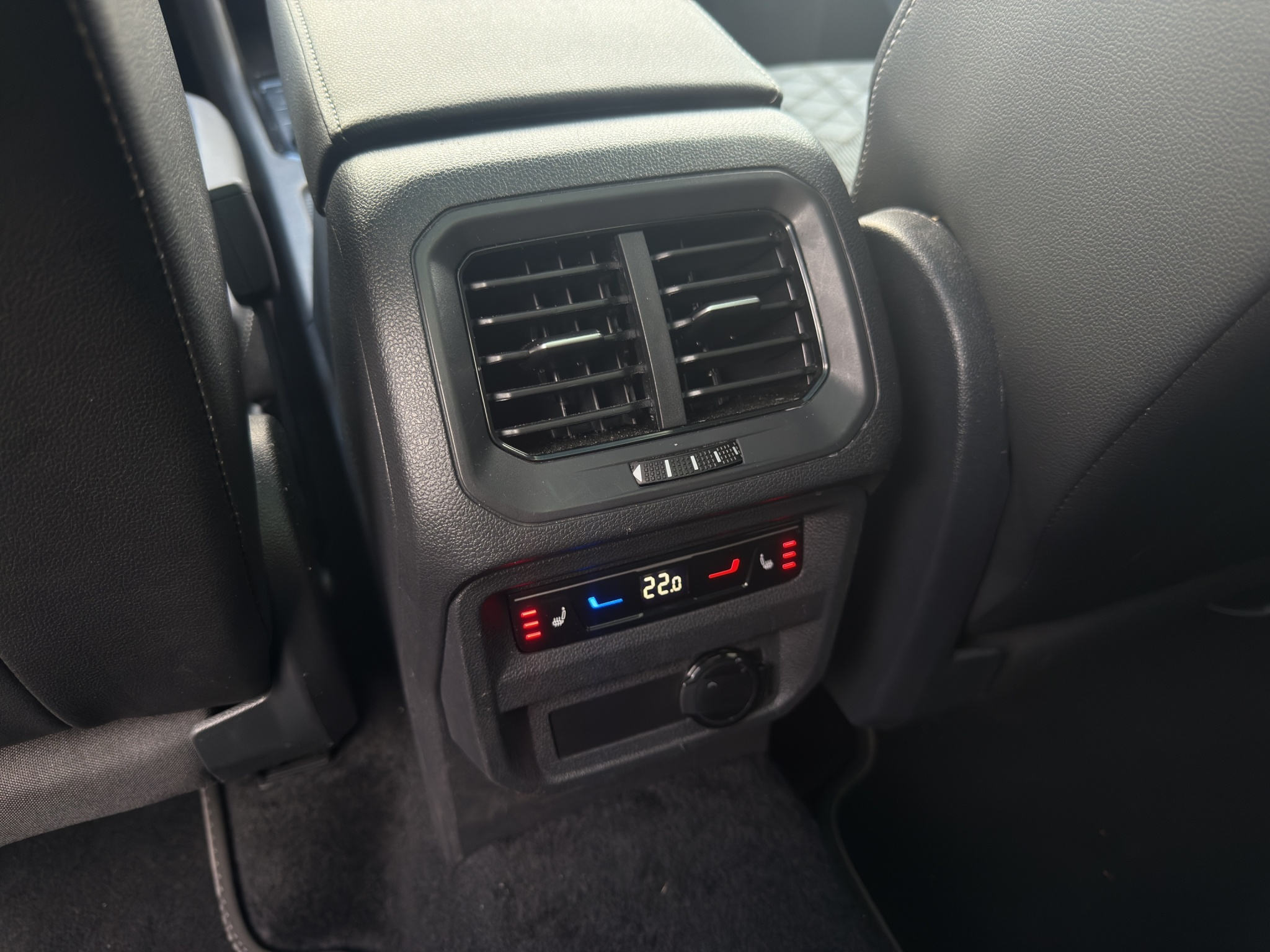 listing desktop thumbnail image 21