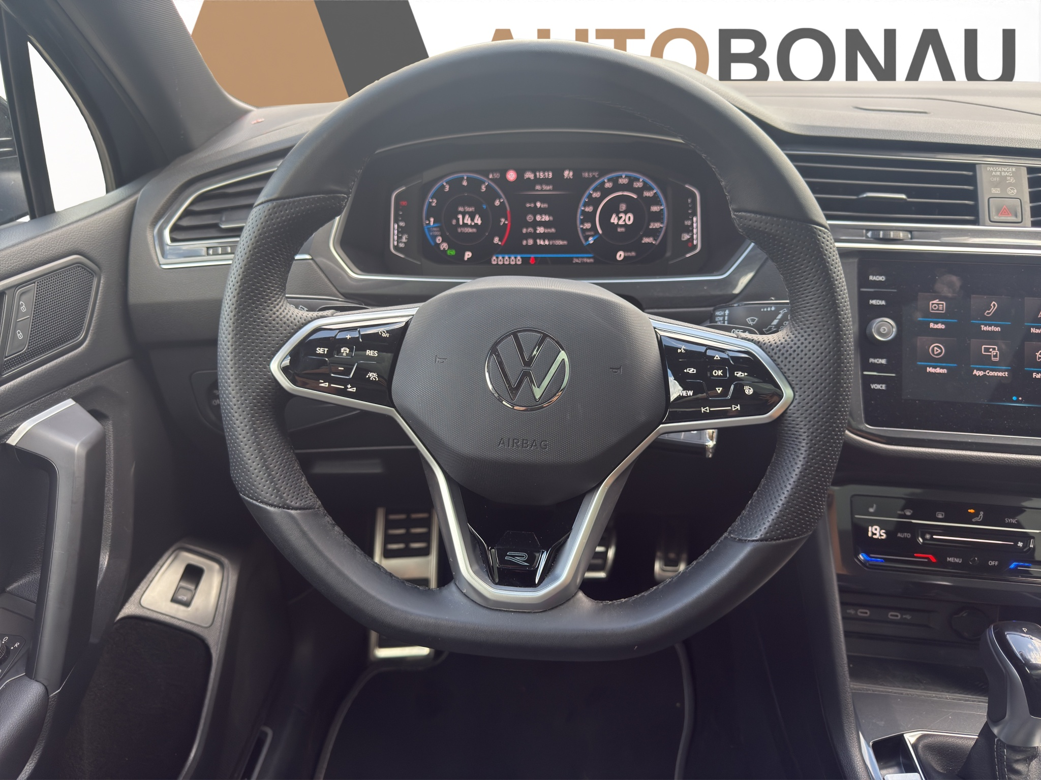 listing desktop thumbnail image 13