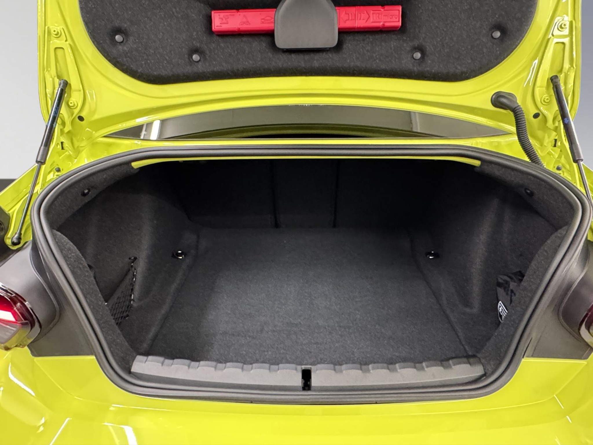 listing desktop thumbnail image 9