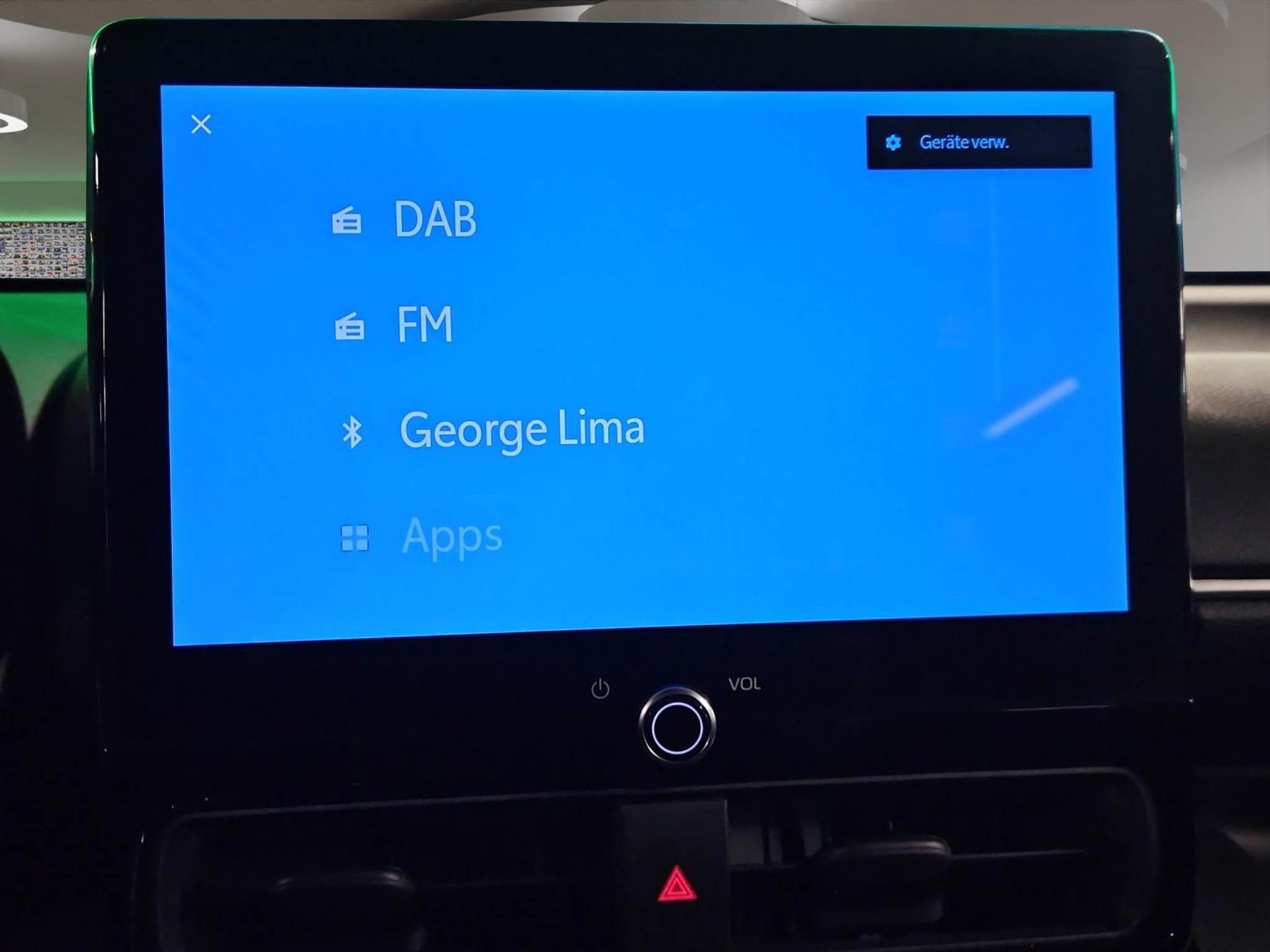 listing desktop thumbnail image 15