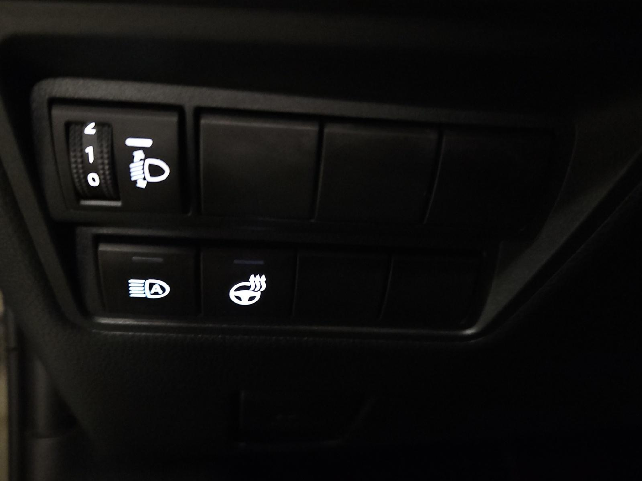 listing desktop thumbnail image 16