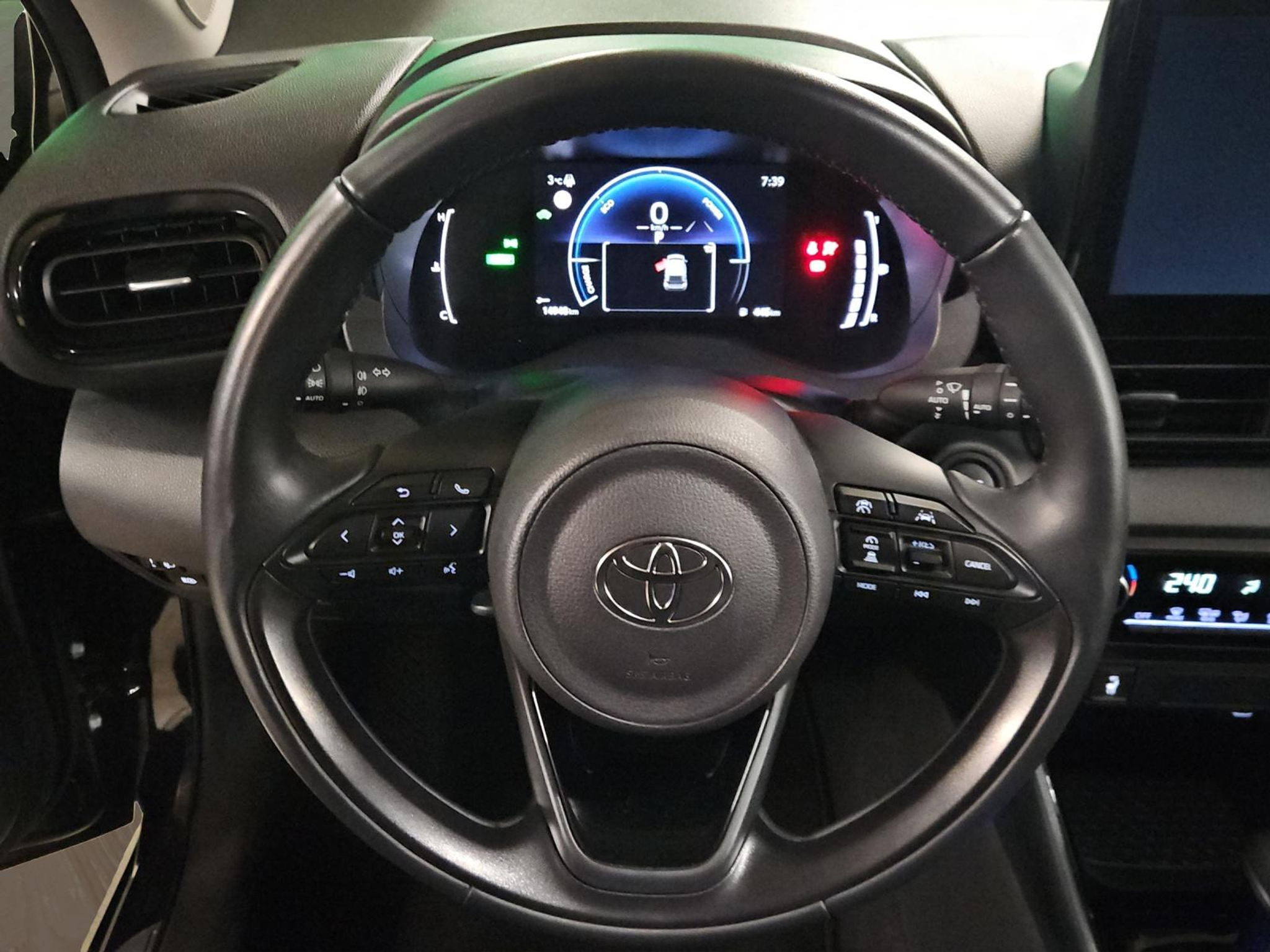 listing desktop thumbnail image 10