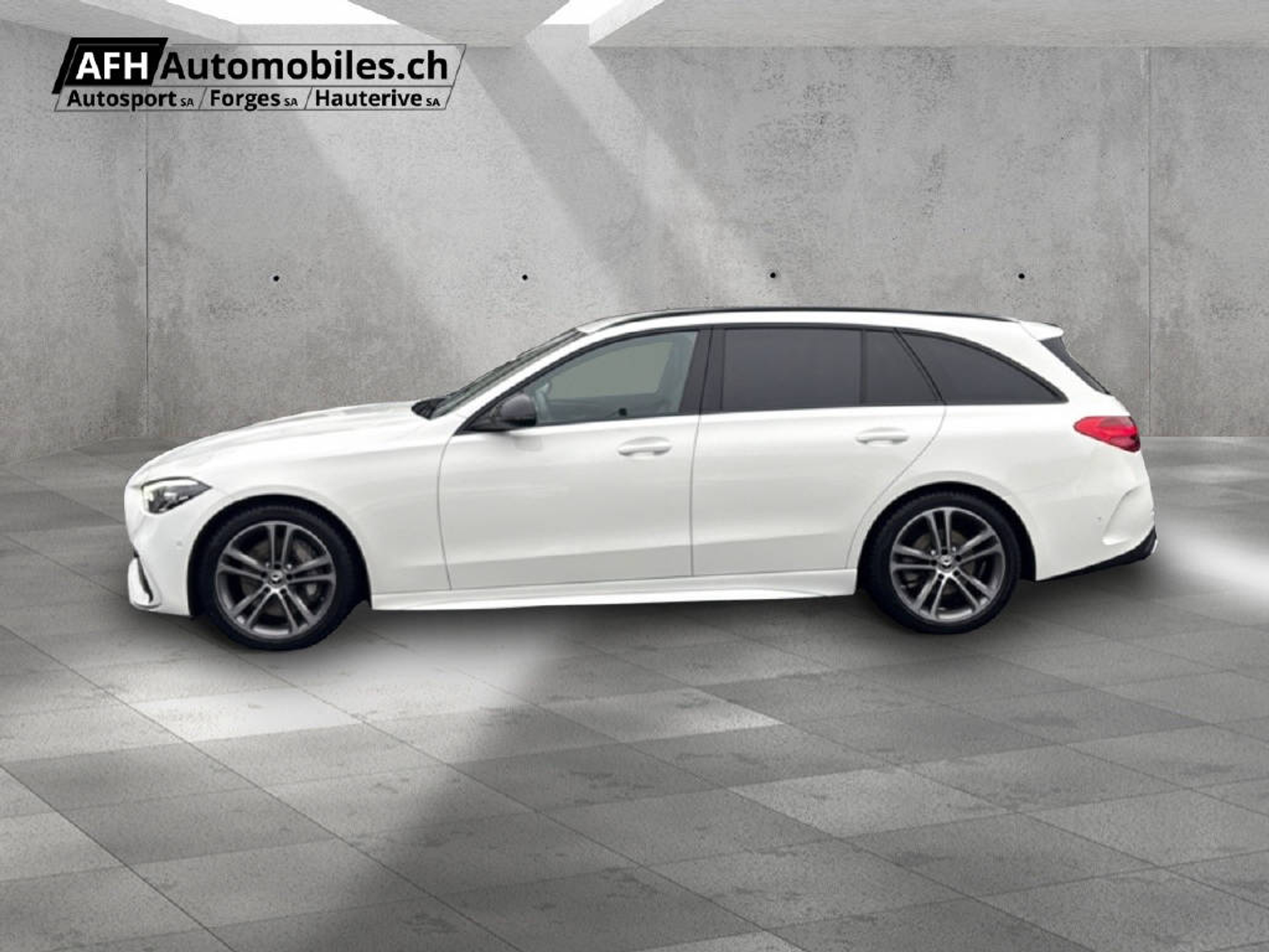 listing desktop thumbnail image 1