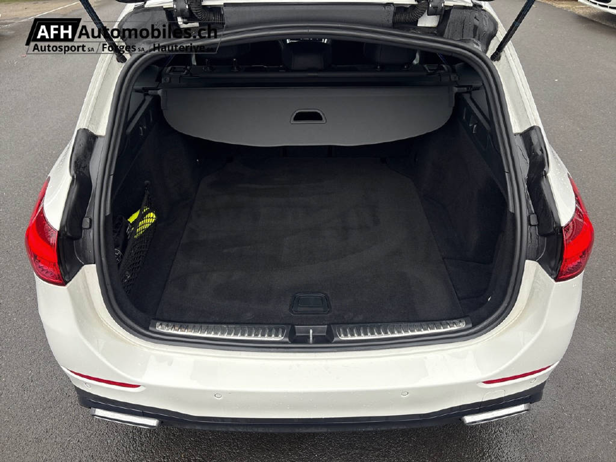 listing desktop thumbnail image 9