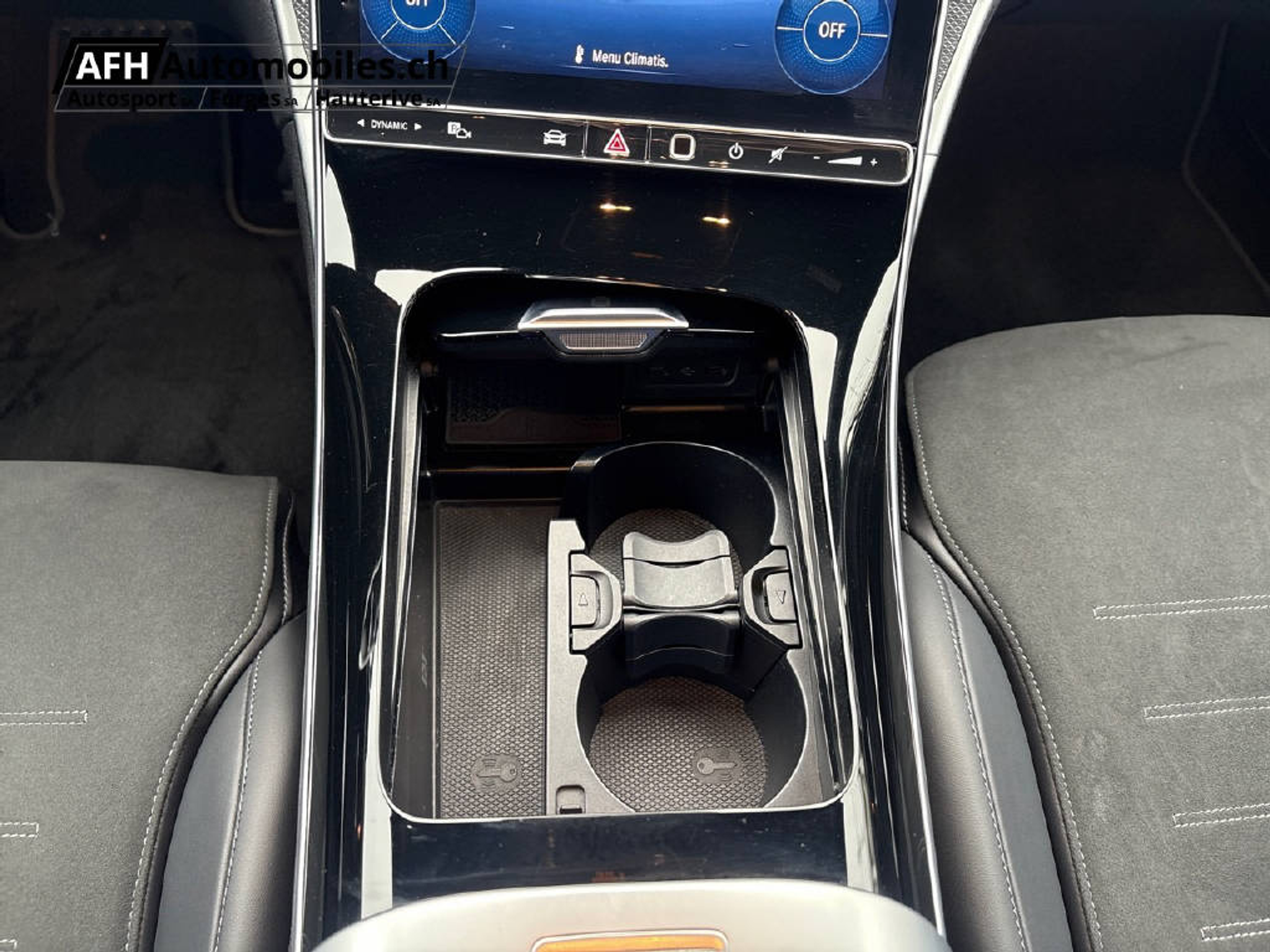 listing desktop thumbnail image 11