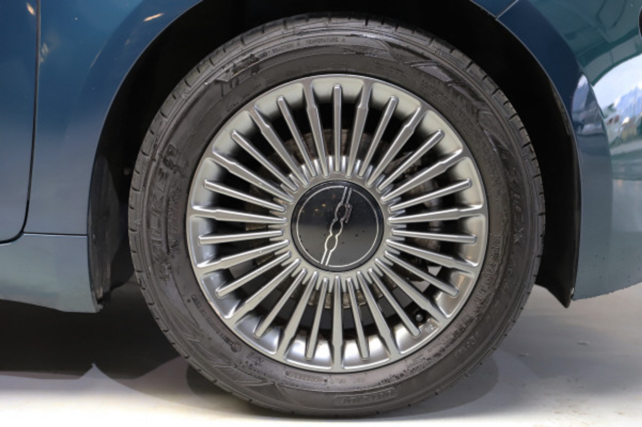 listing desktop thumbnail image 12