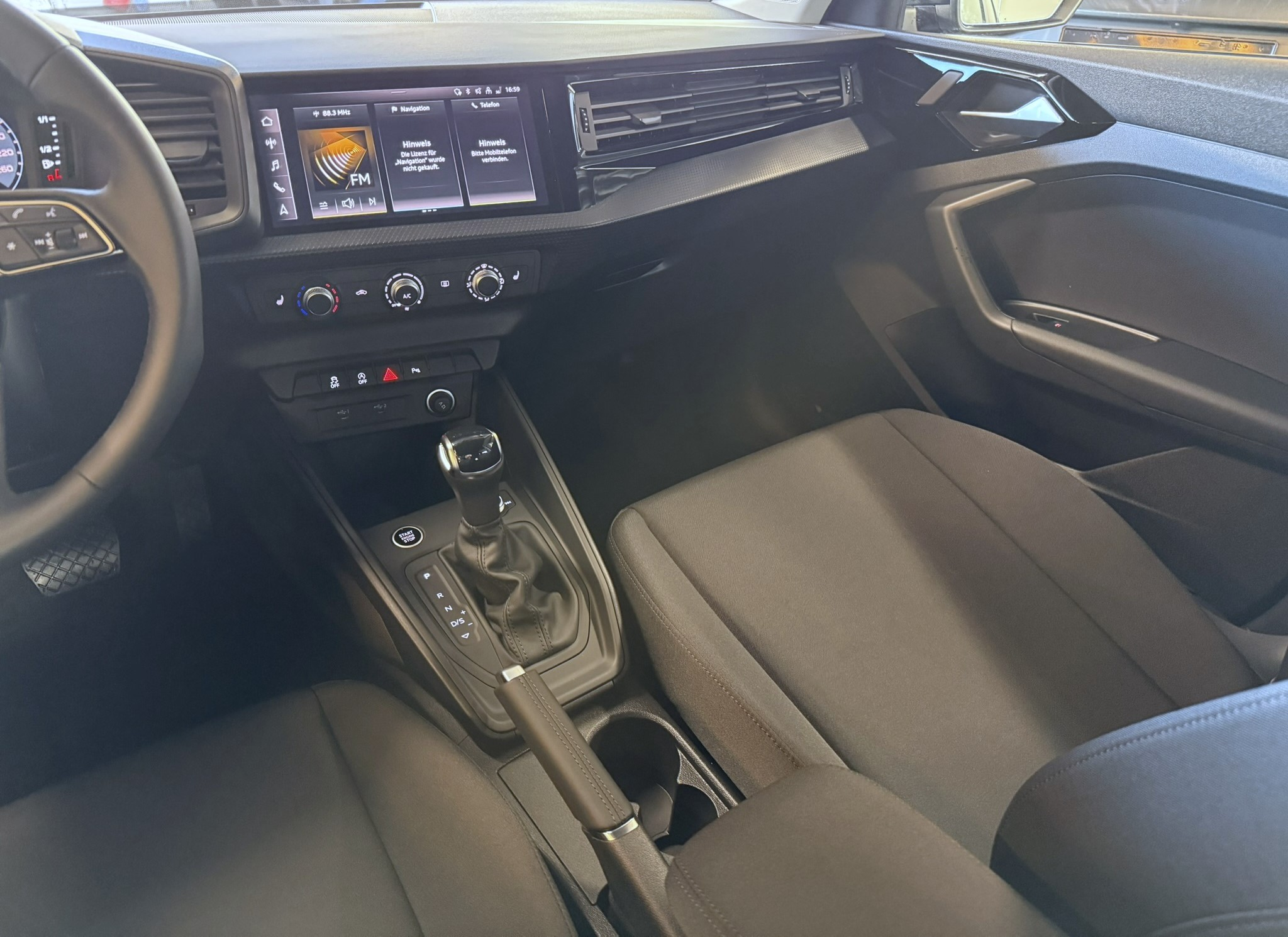 listing desktop thumbnail image 16