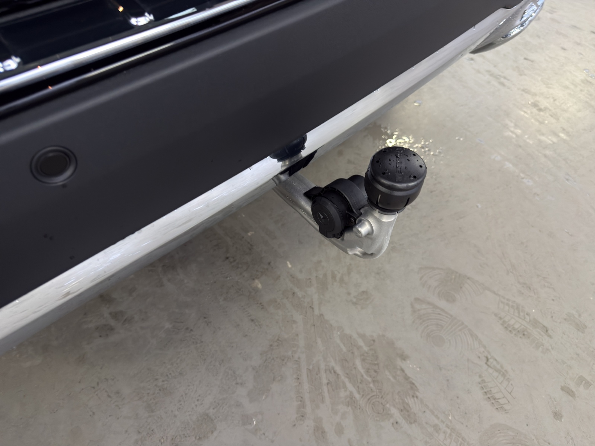 listing desktop thumbnail image 18