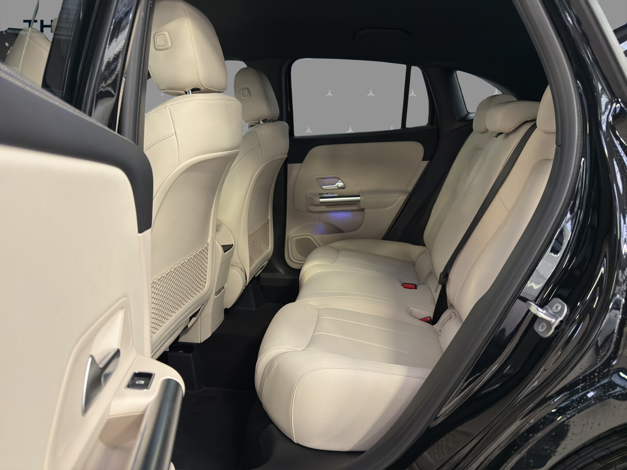 listing desktop thumbnail image 15