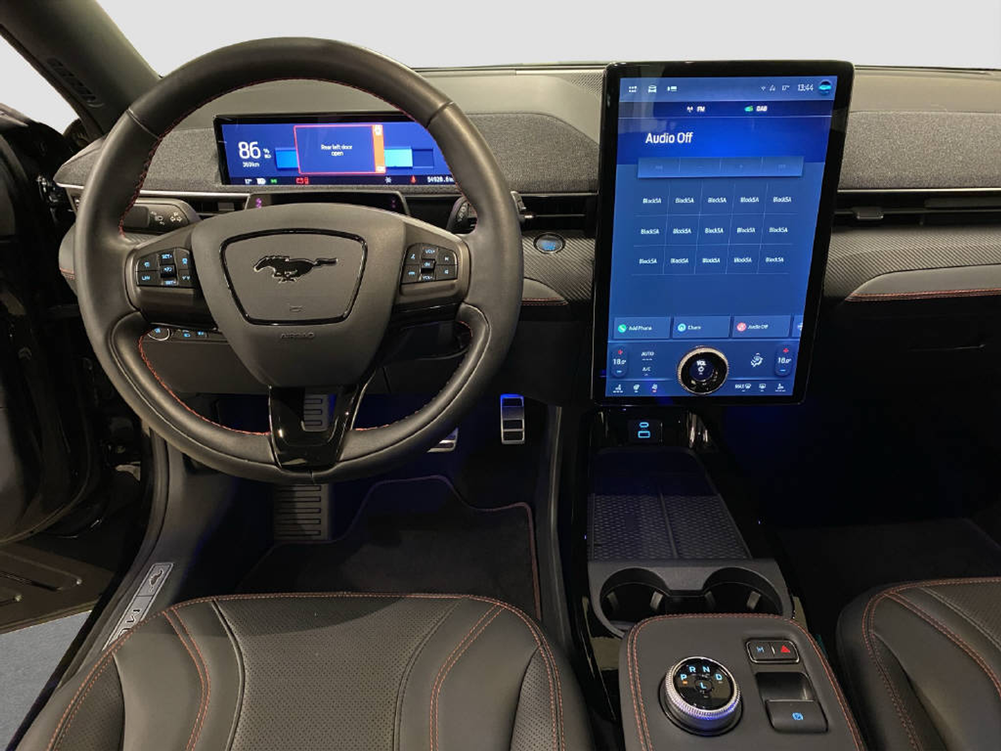 listing desktop thumbnail image 9