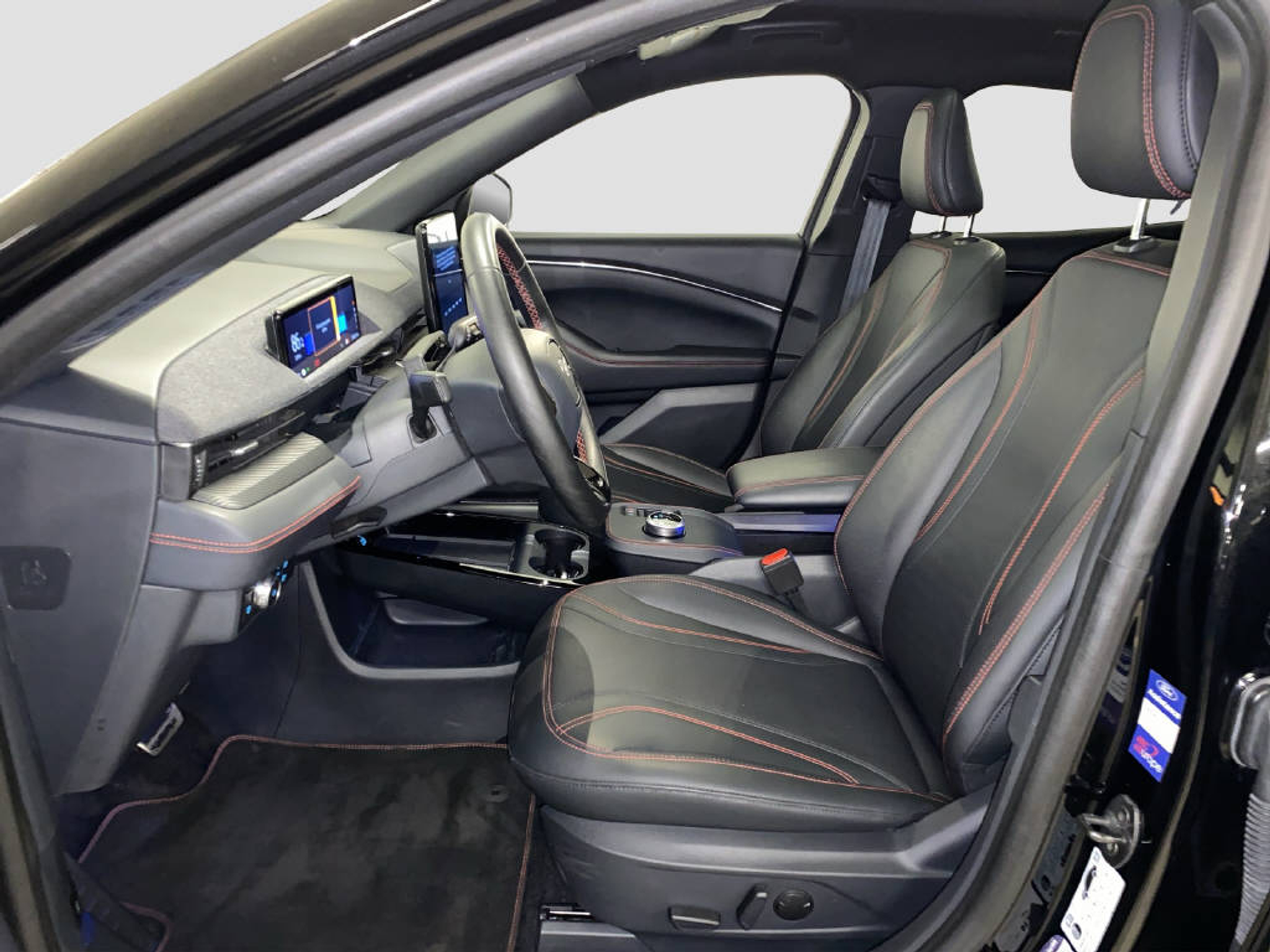 listing desktop thumbnail image 5