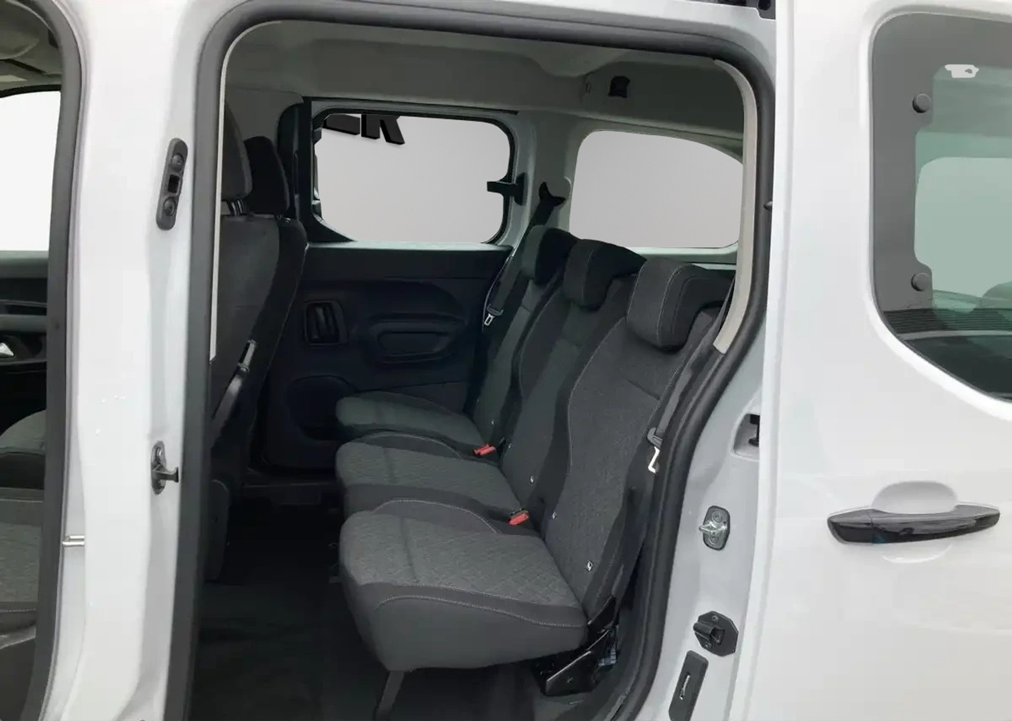 listing desktop thumbnail image 9