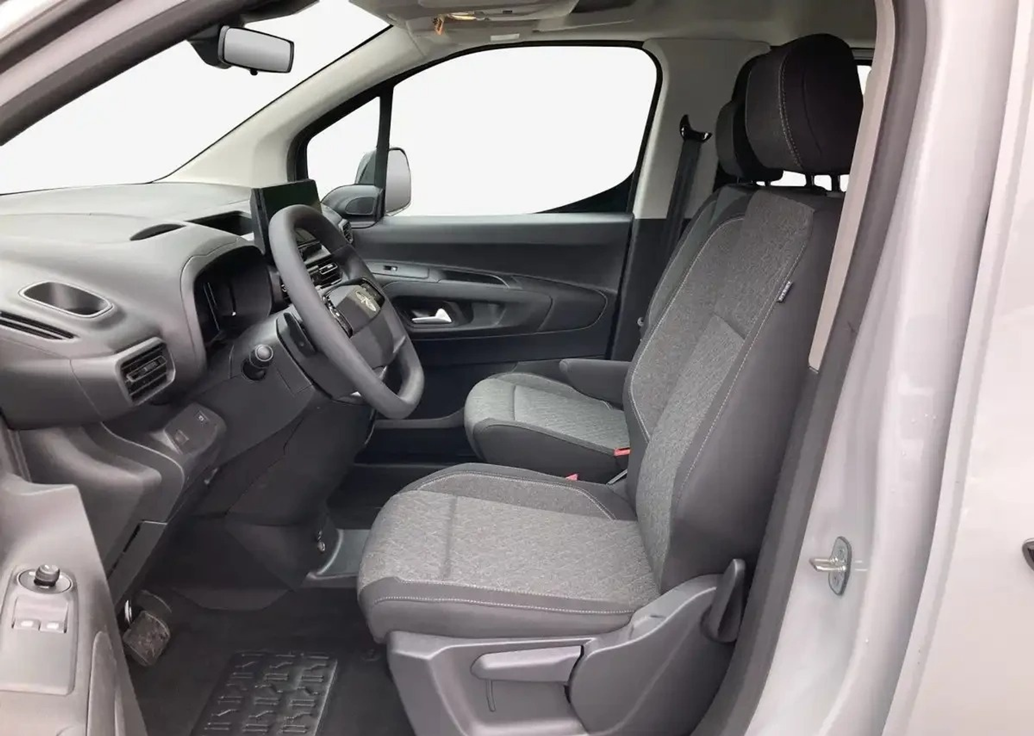 listing desktop thumbnail image 13