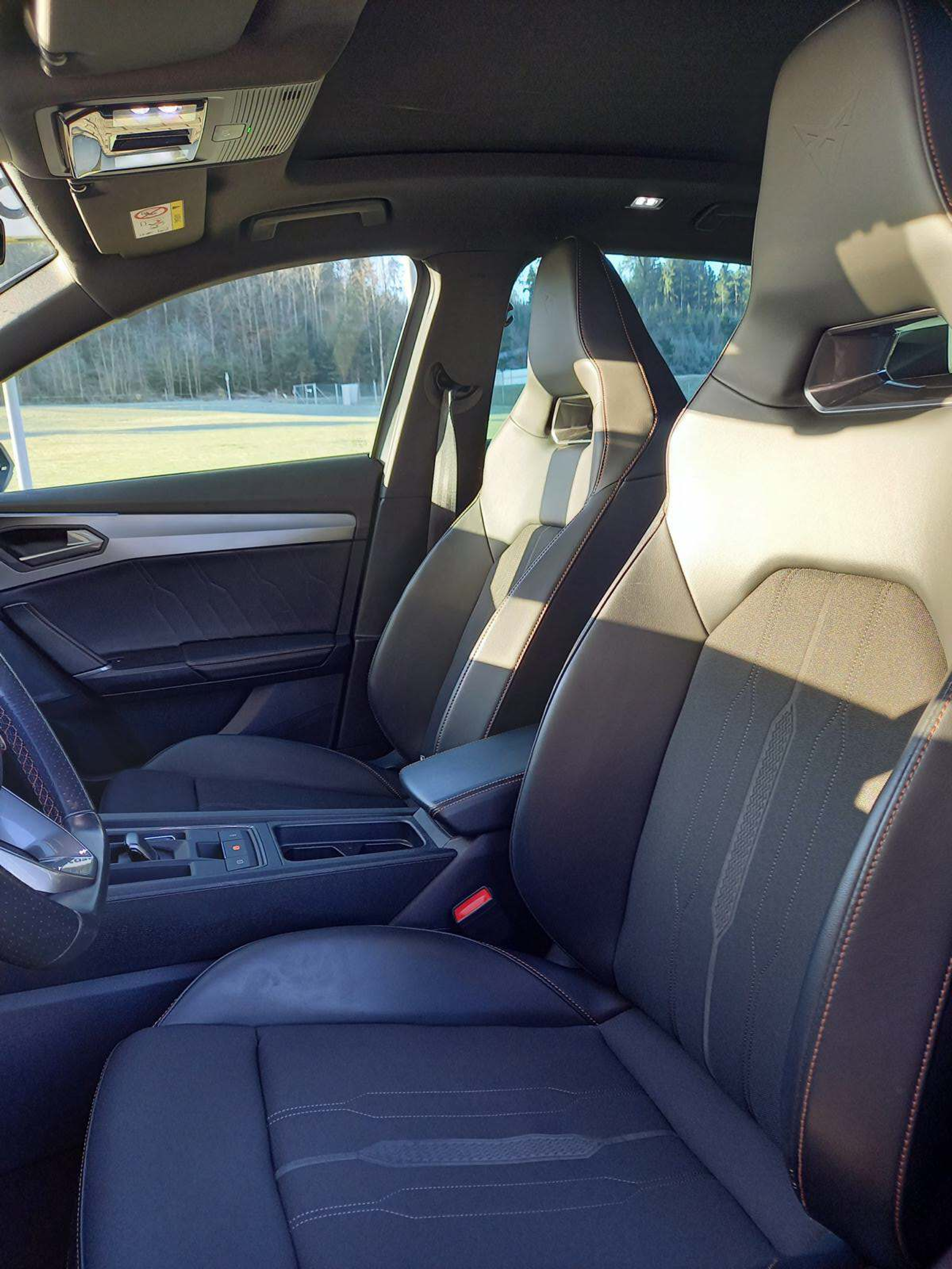 listing desktop thumbnail image 11