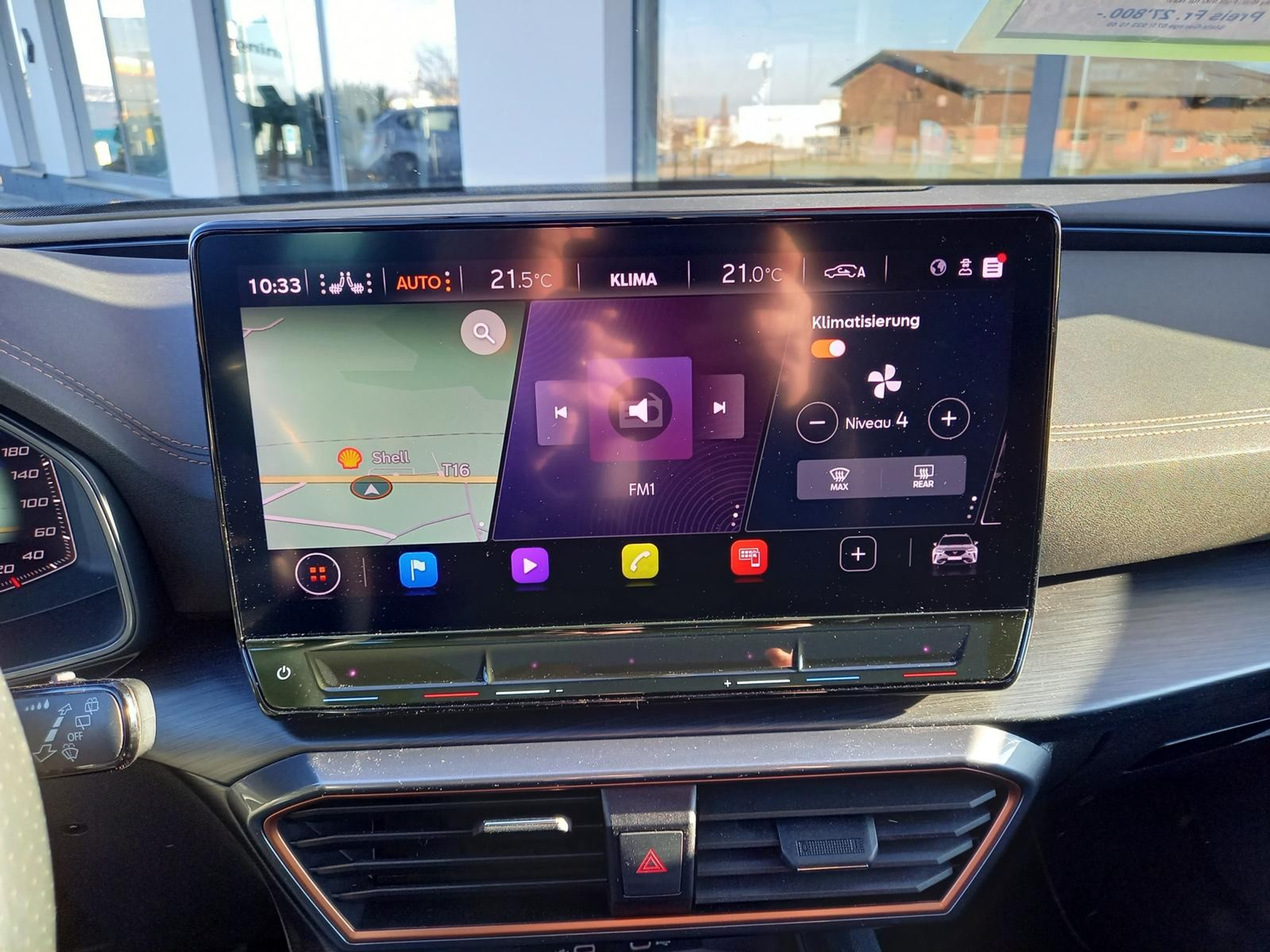 listing desktop thumbnail image 7