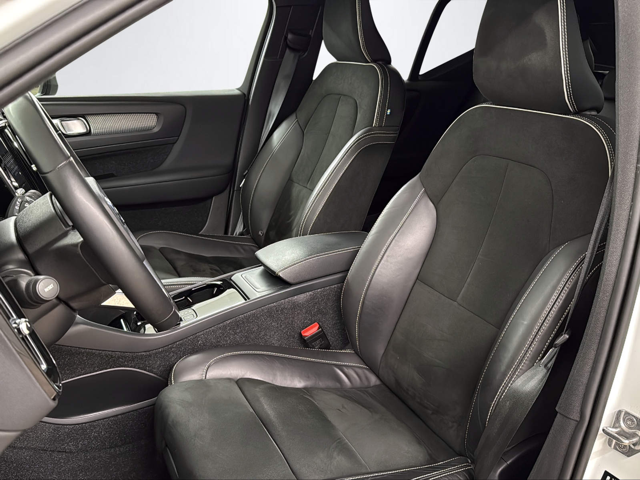 listing desktop thumbnail image 14