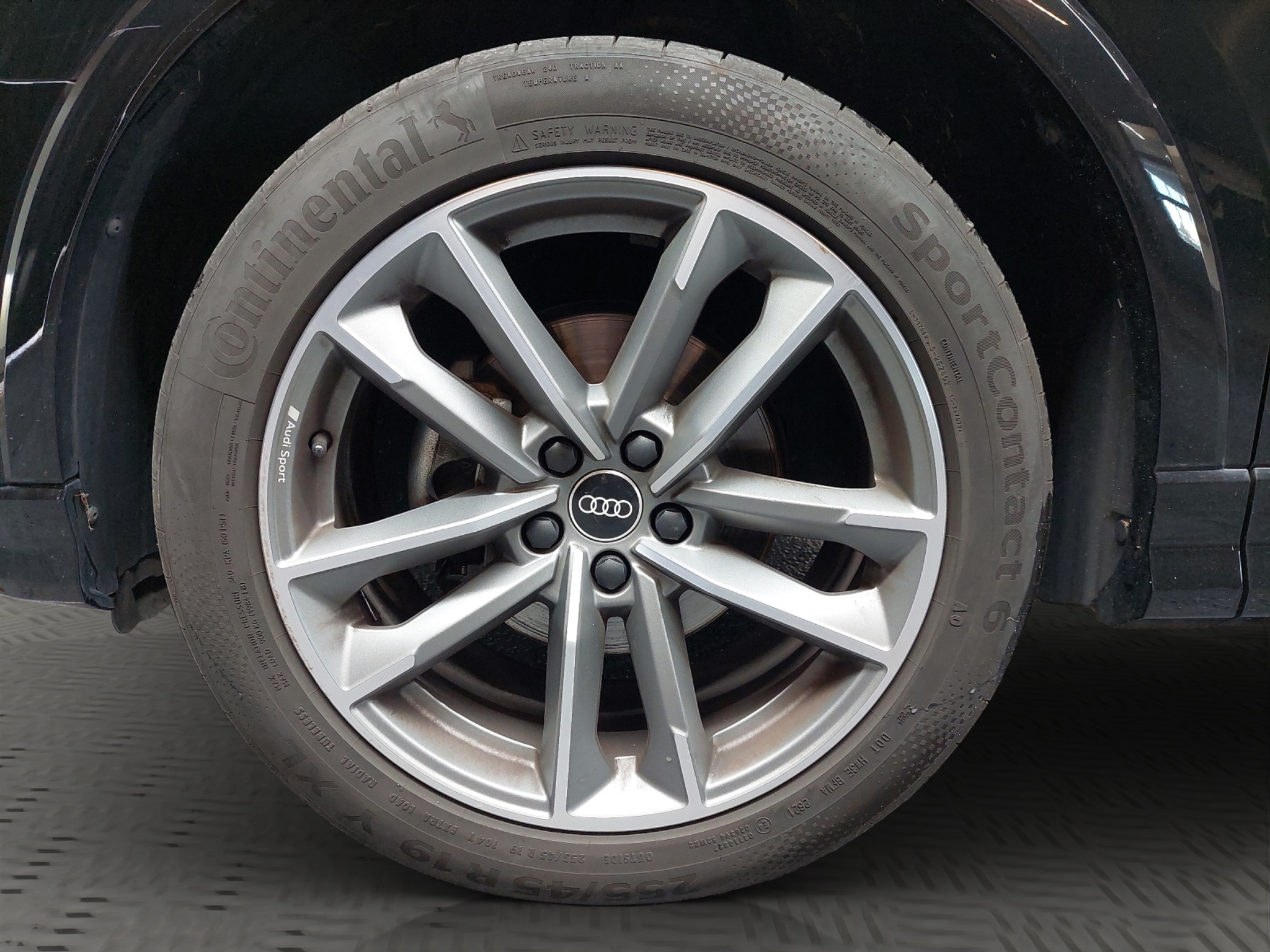 listing desktop thumbnail image 11