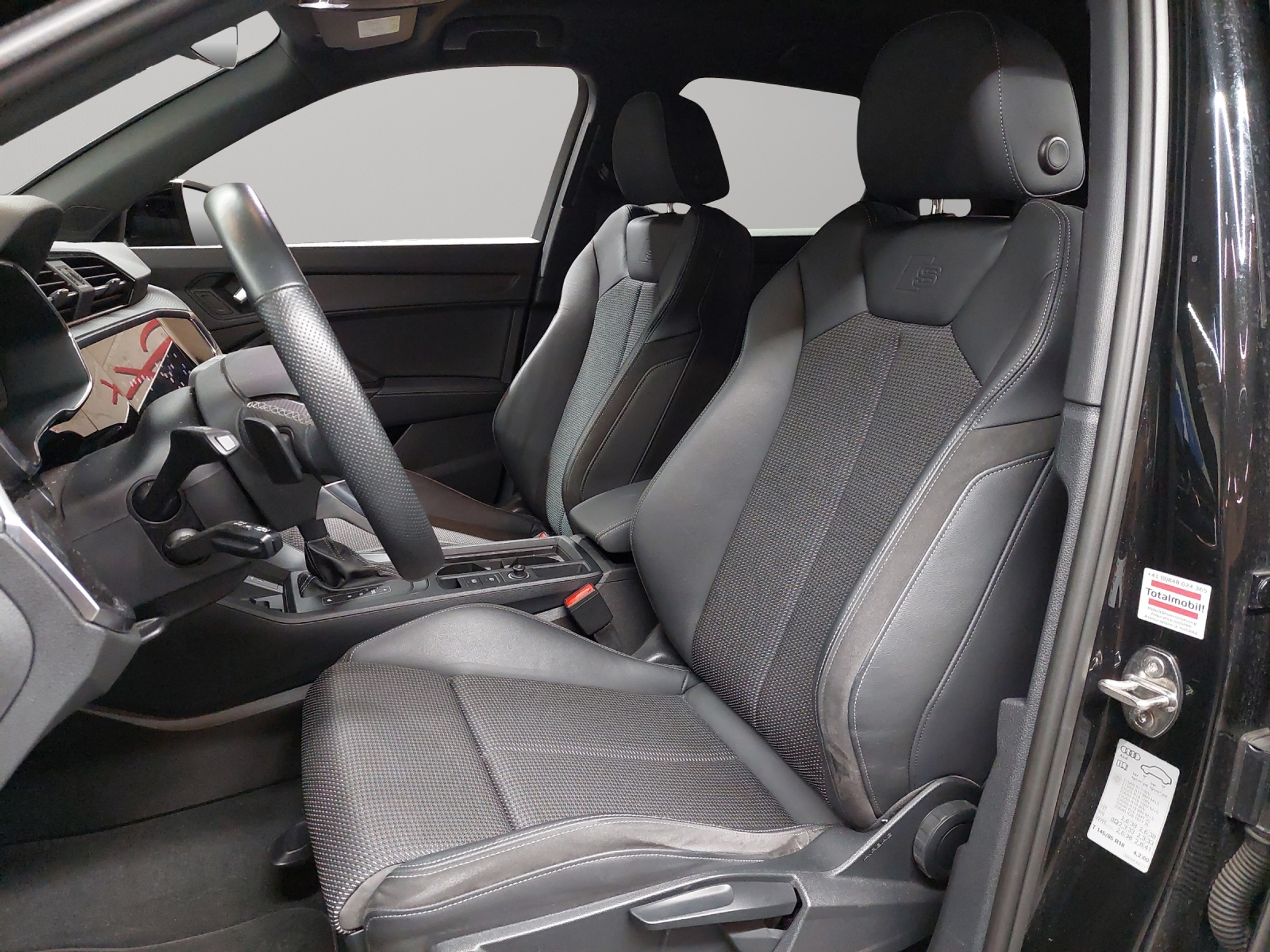 listing desktop thumbnail image 5