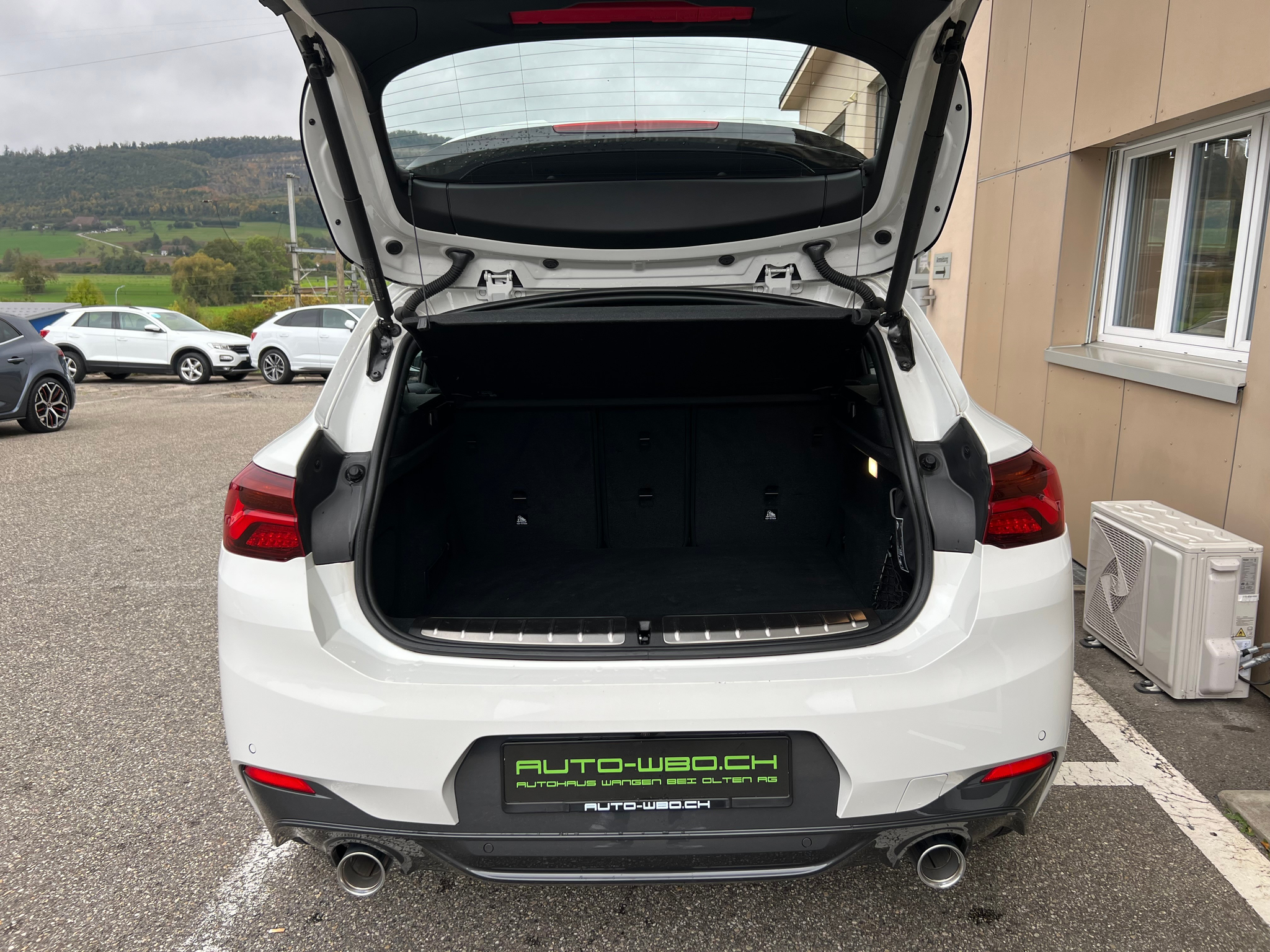 listing desktop thumbnail image 27