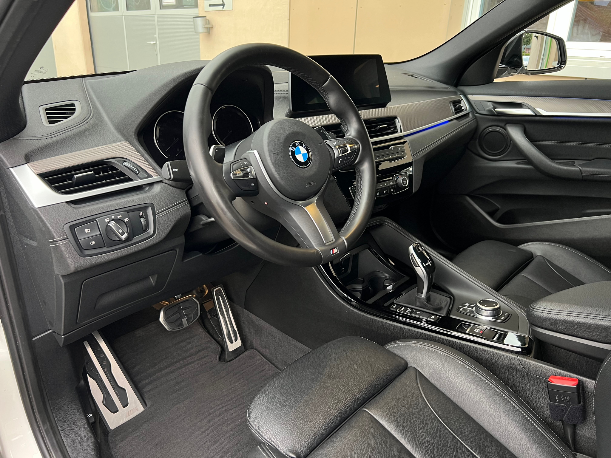 listing desktop thumbnail image 13