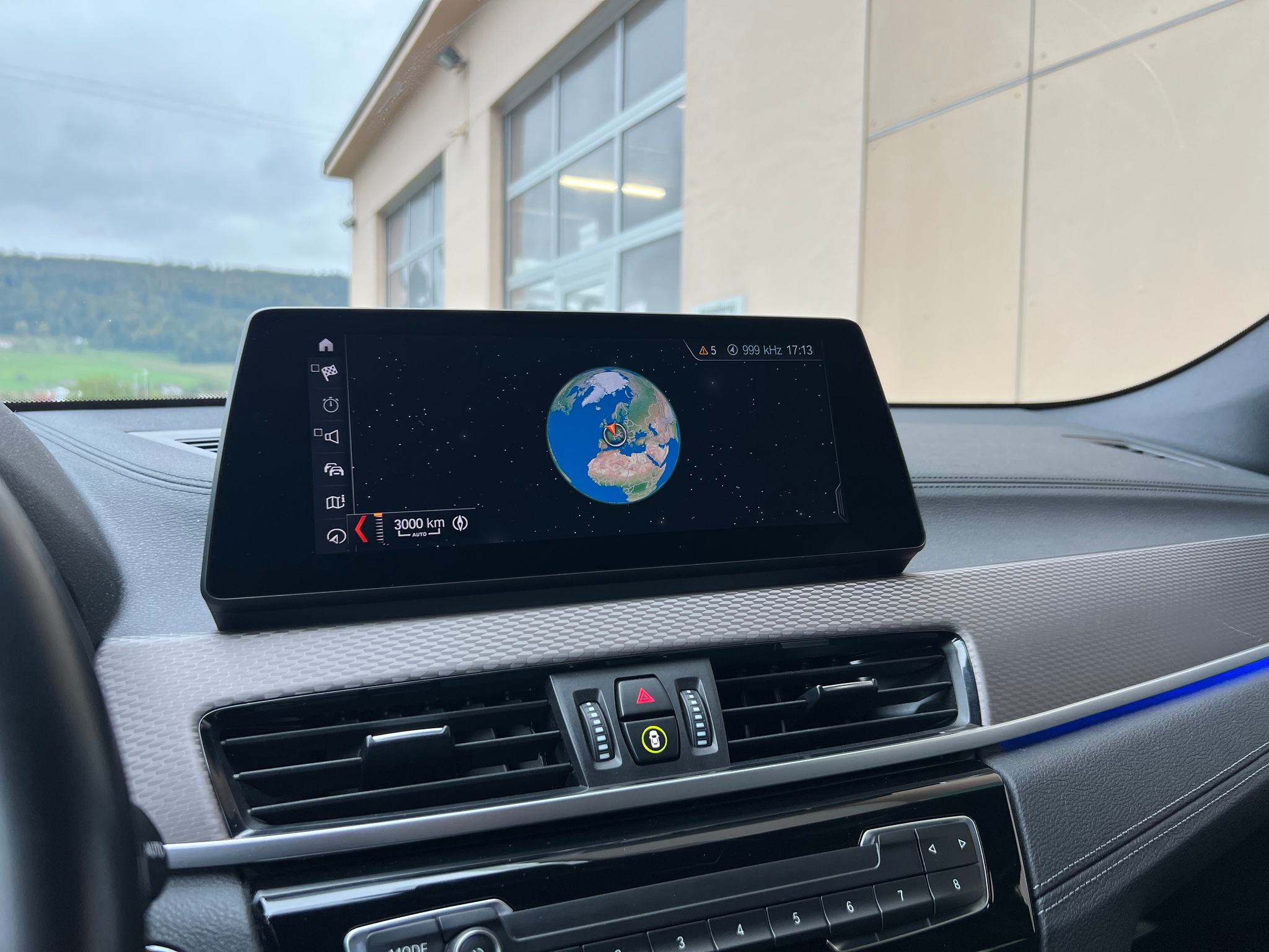 listing desktop thumbnail image 19