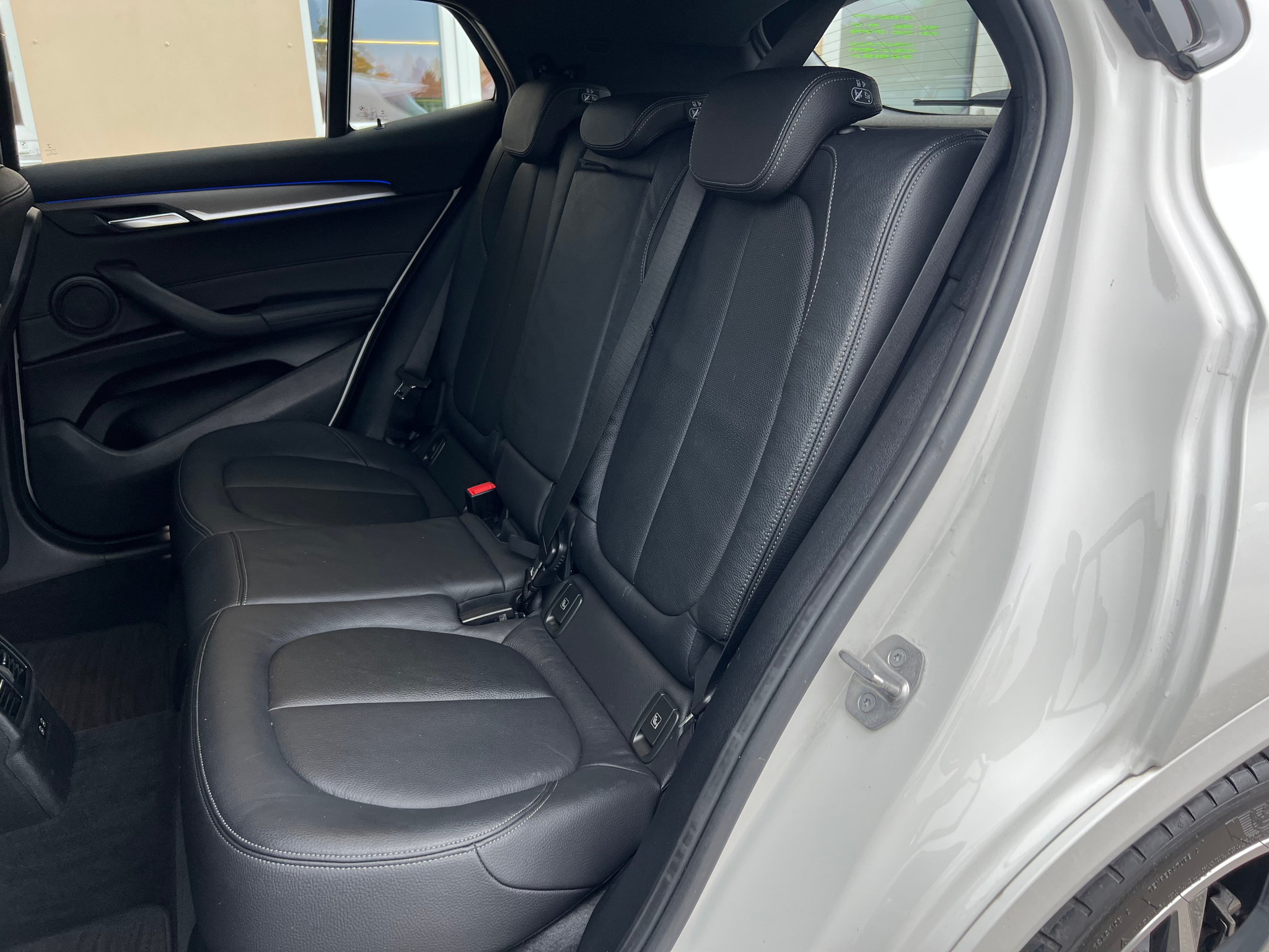 listing desktop thumbnail image 26