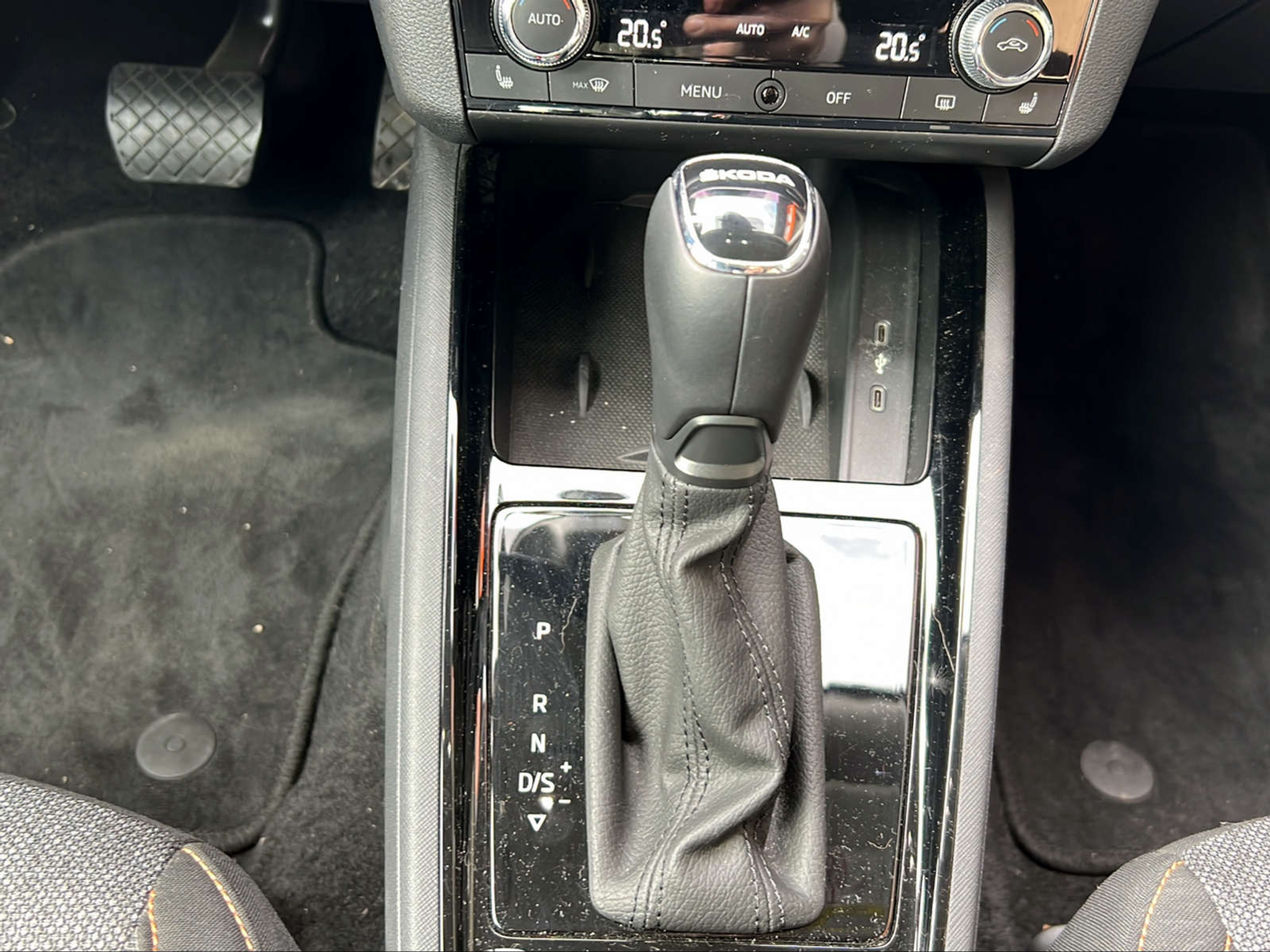 listing desktop thumbnail image 11