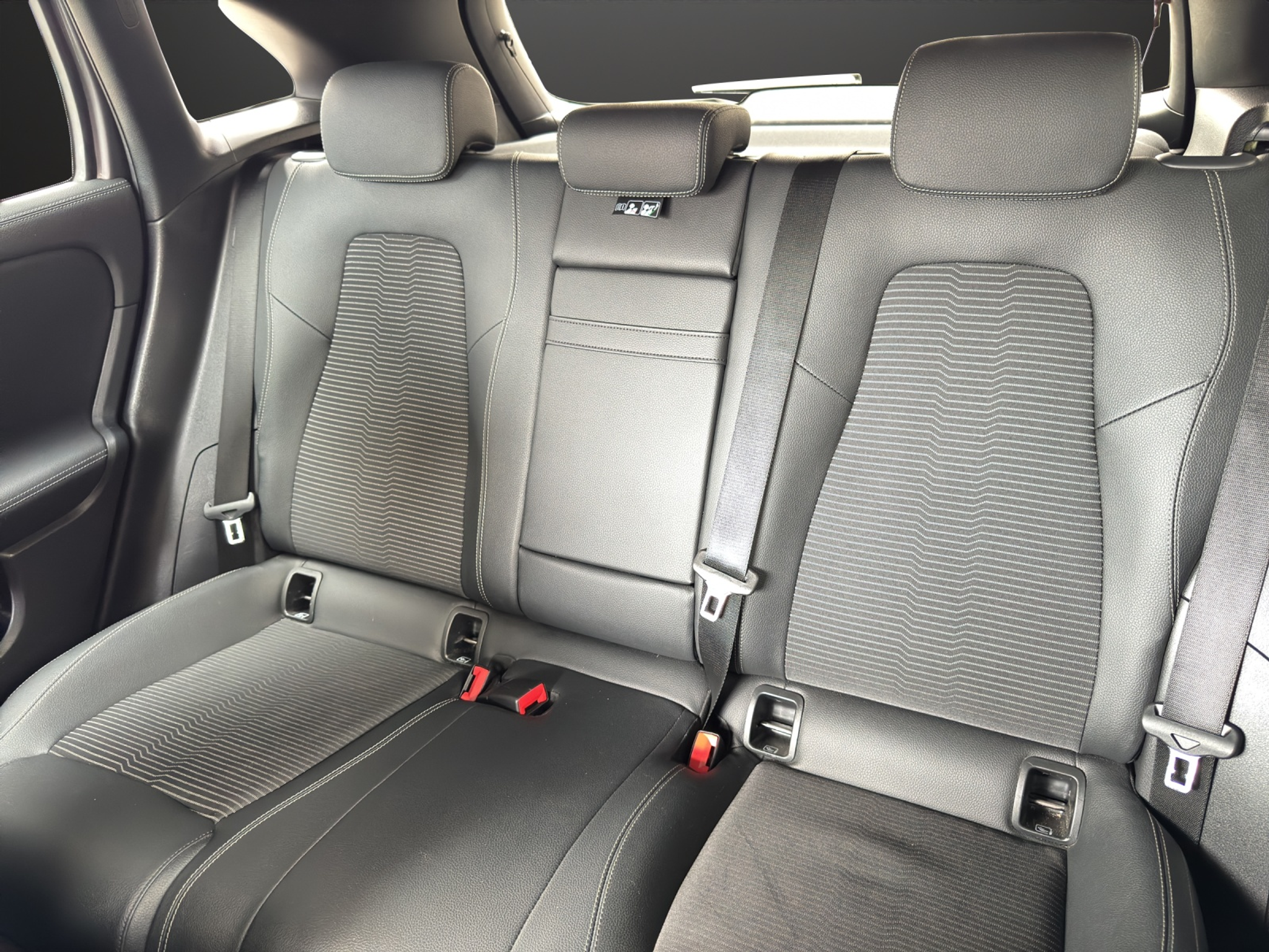 listing desktop thumbnail image 14