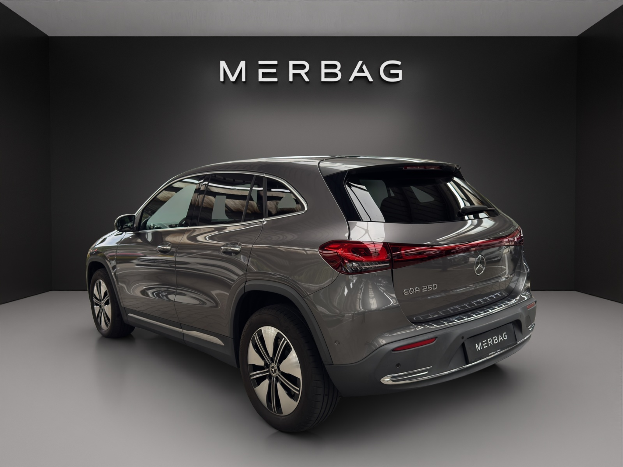 listing desktop thumbnail image 2