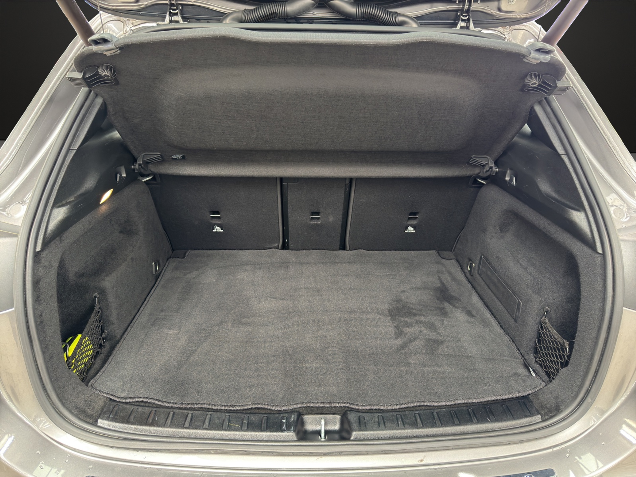 listing desktop thumbnail image 8