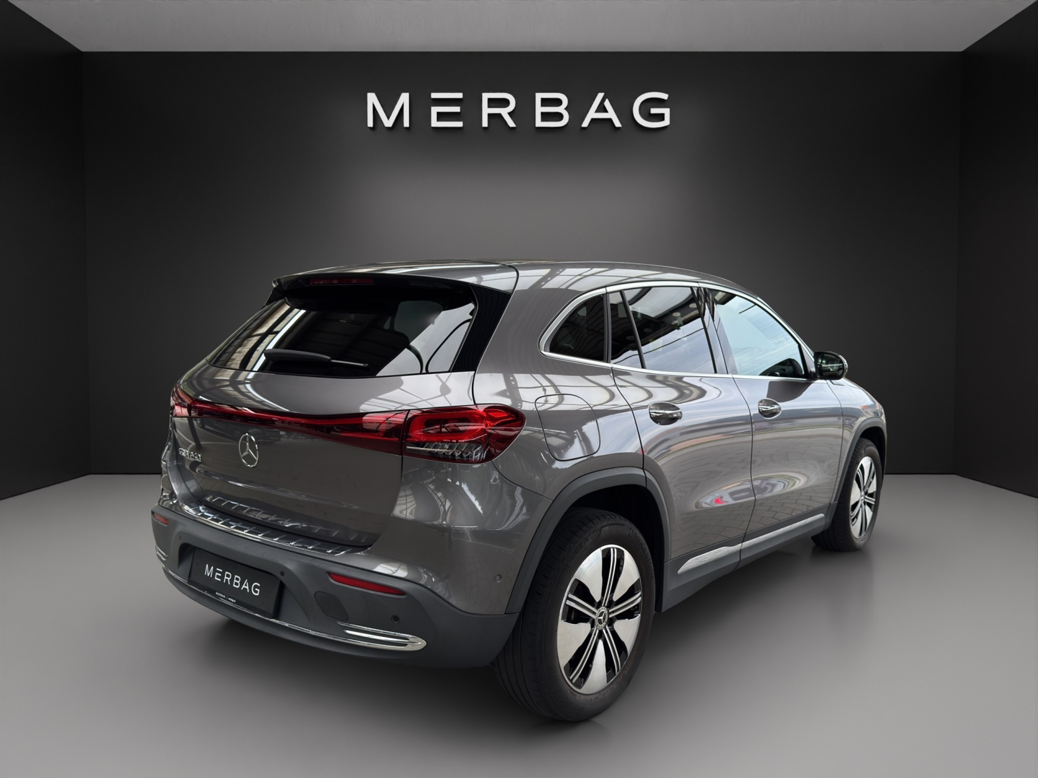 listing desktop thumbnail image 4