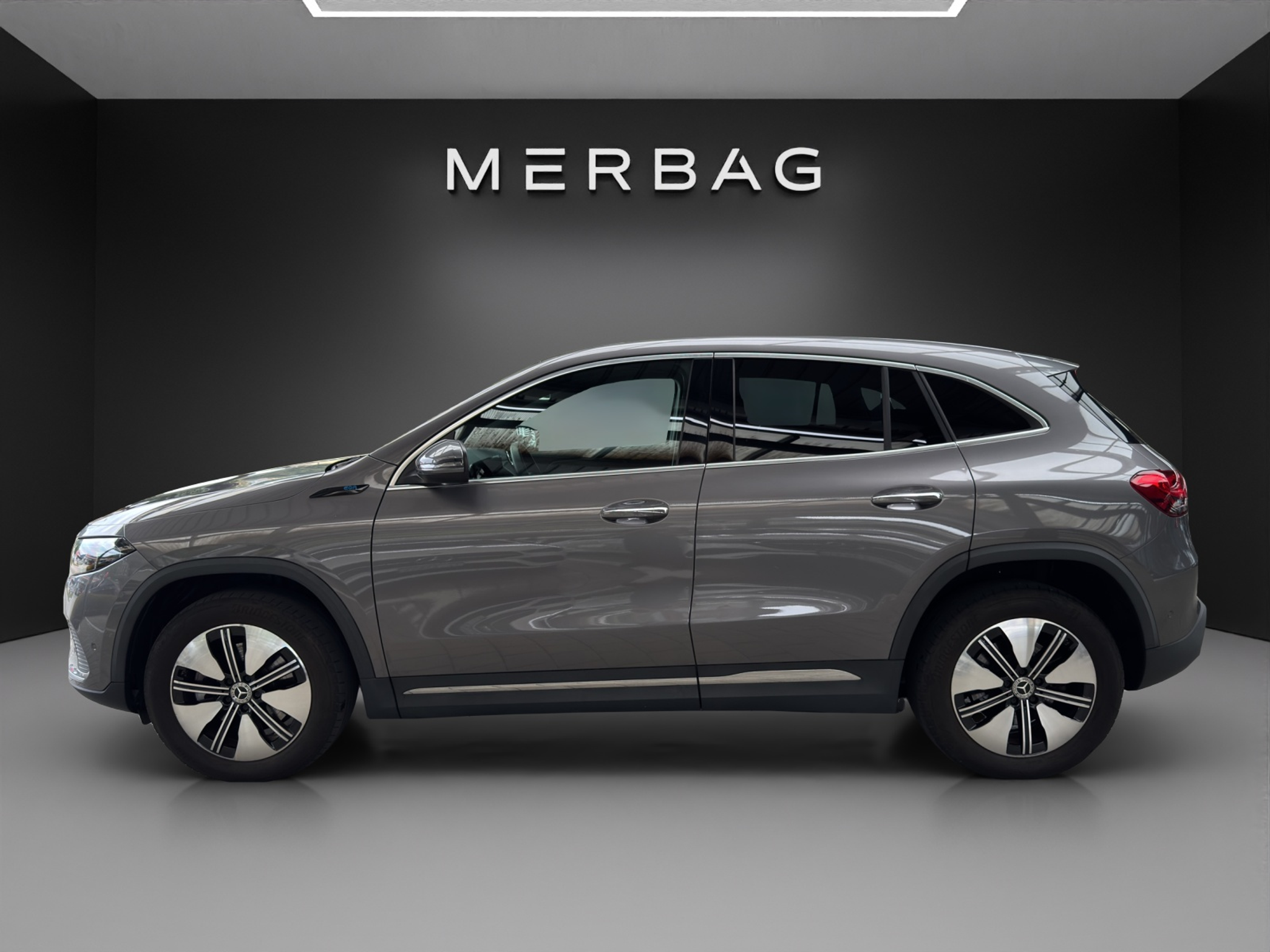 listing desktop thumbnail image 1