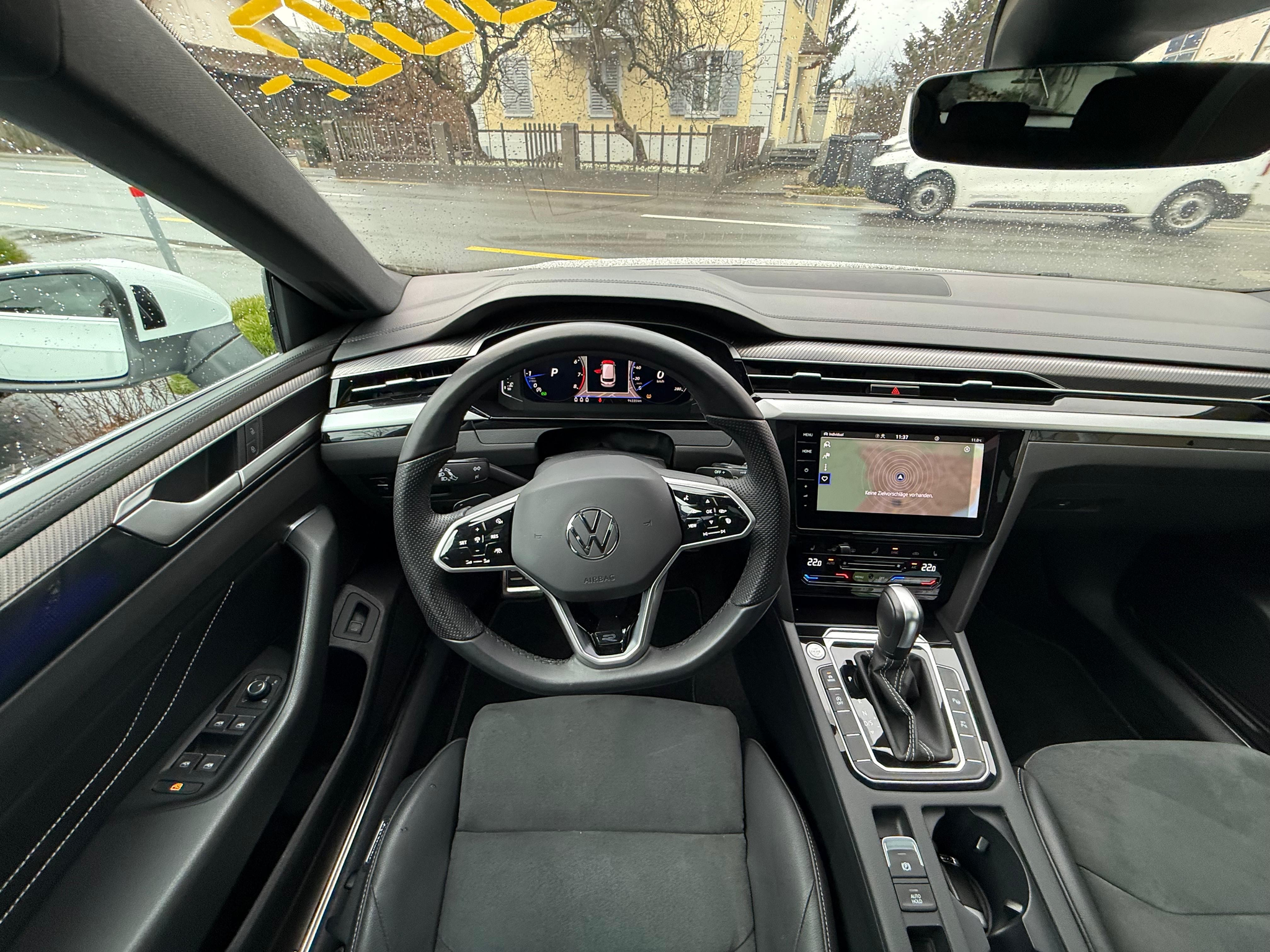 listing desktop thumbnail image 13