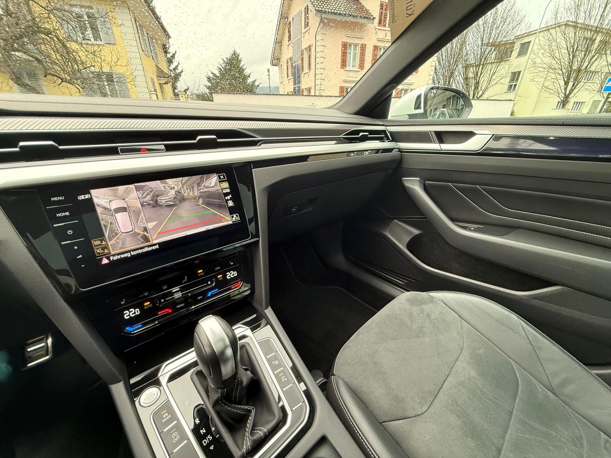 listing desktop thumbnail image 10