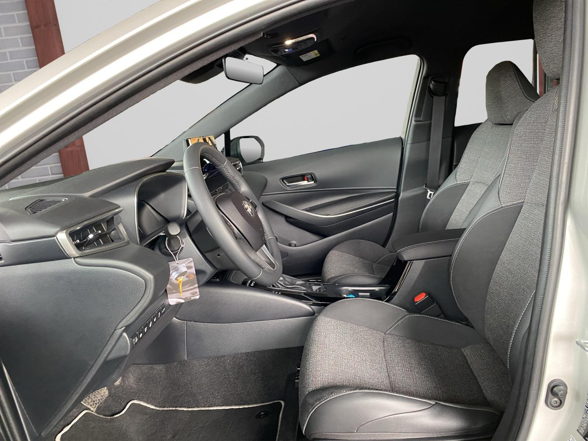 listing desktop thumbnail image 7