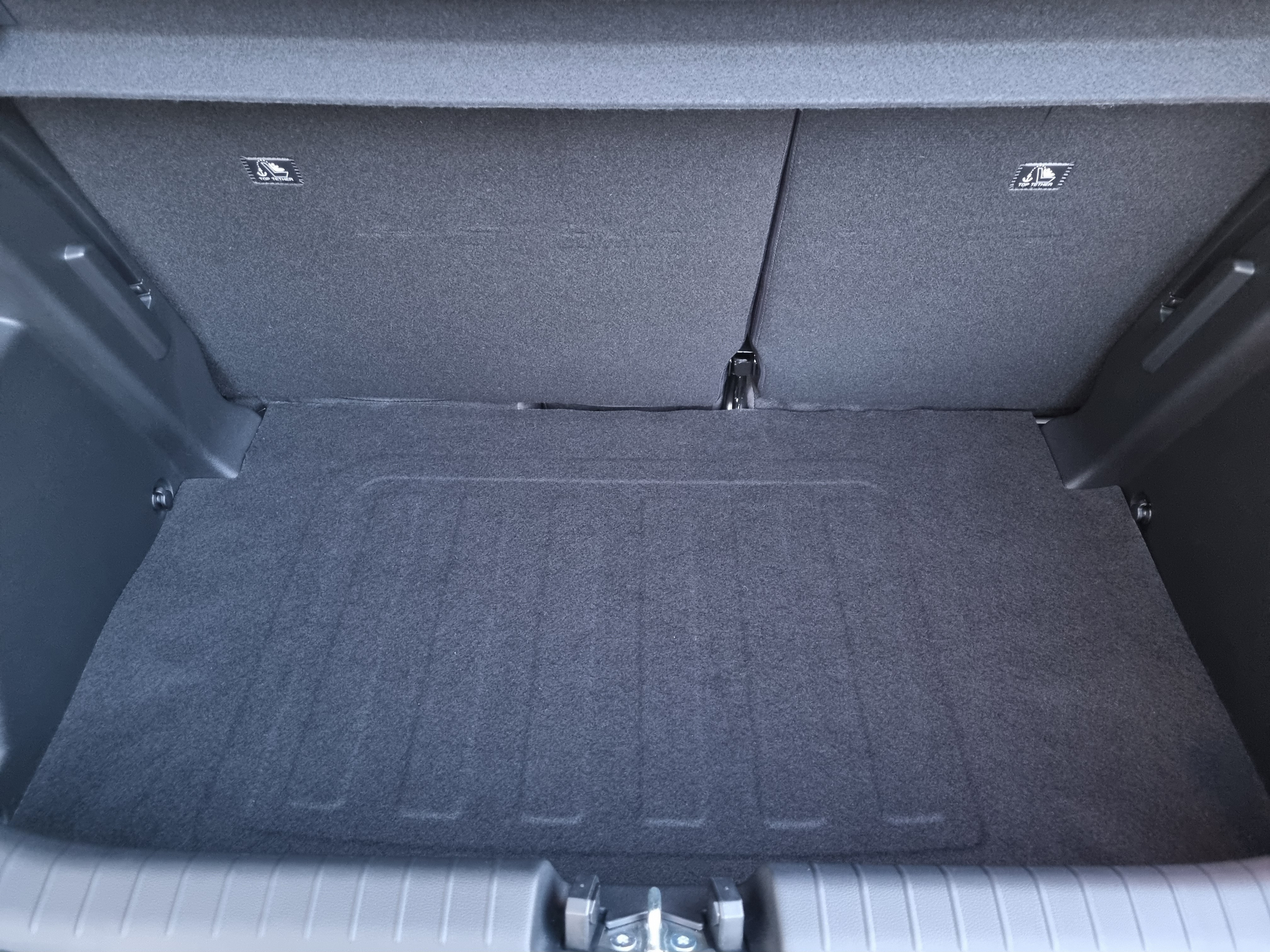 listing desktop thumbnail image 7