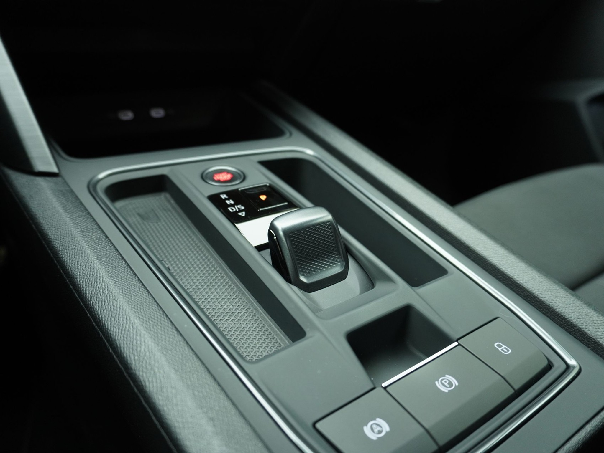 listing desktop thumbnail image 14