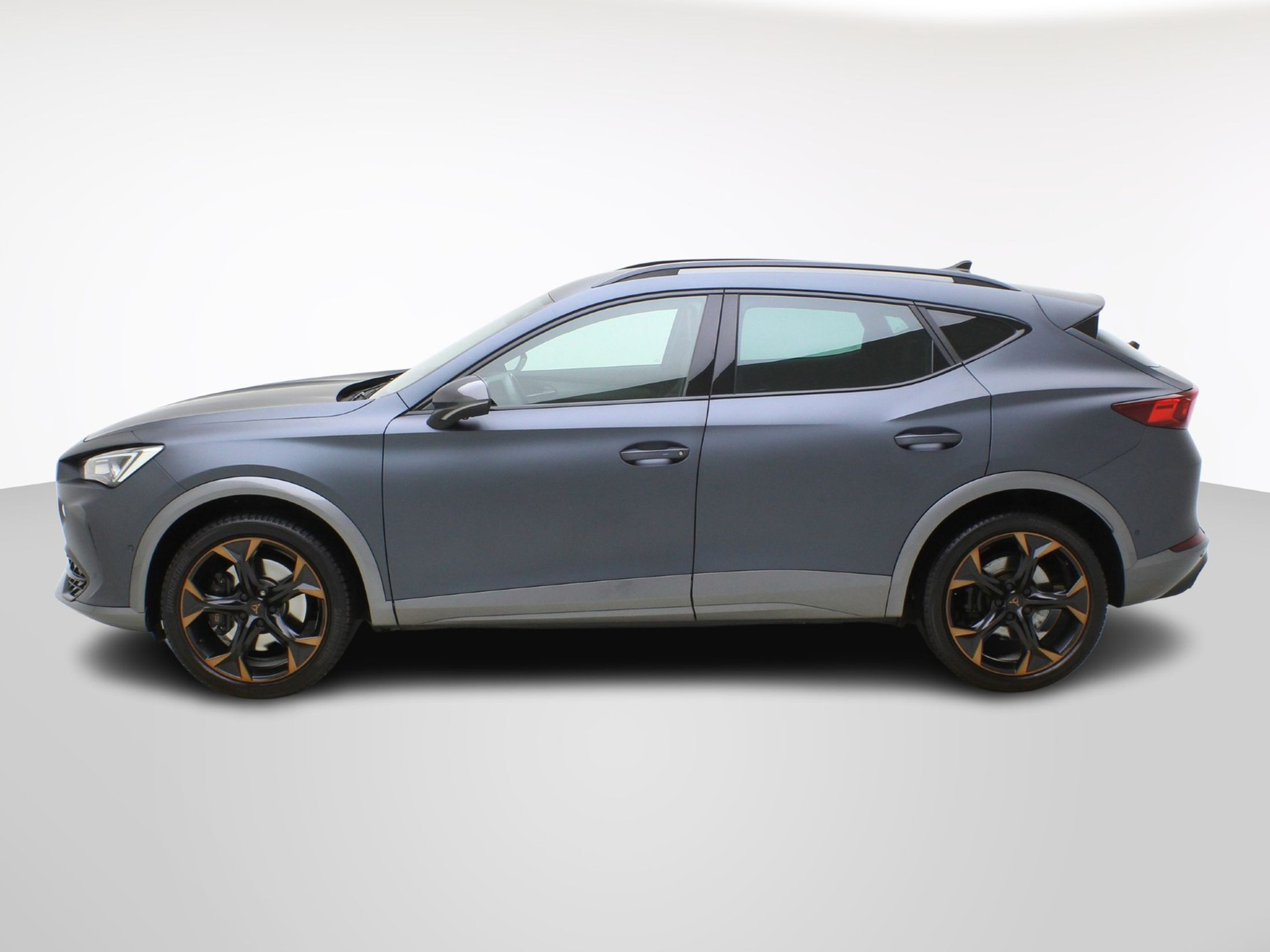 listing desktop thumbnail image 1