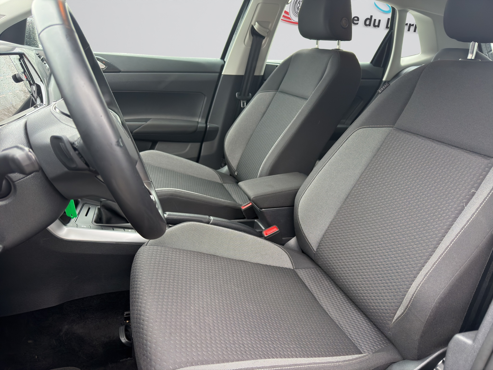 listing desktop thumbnail image 13